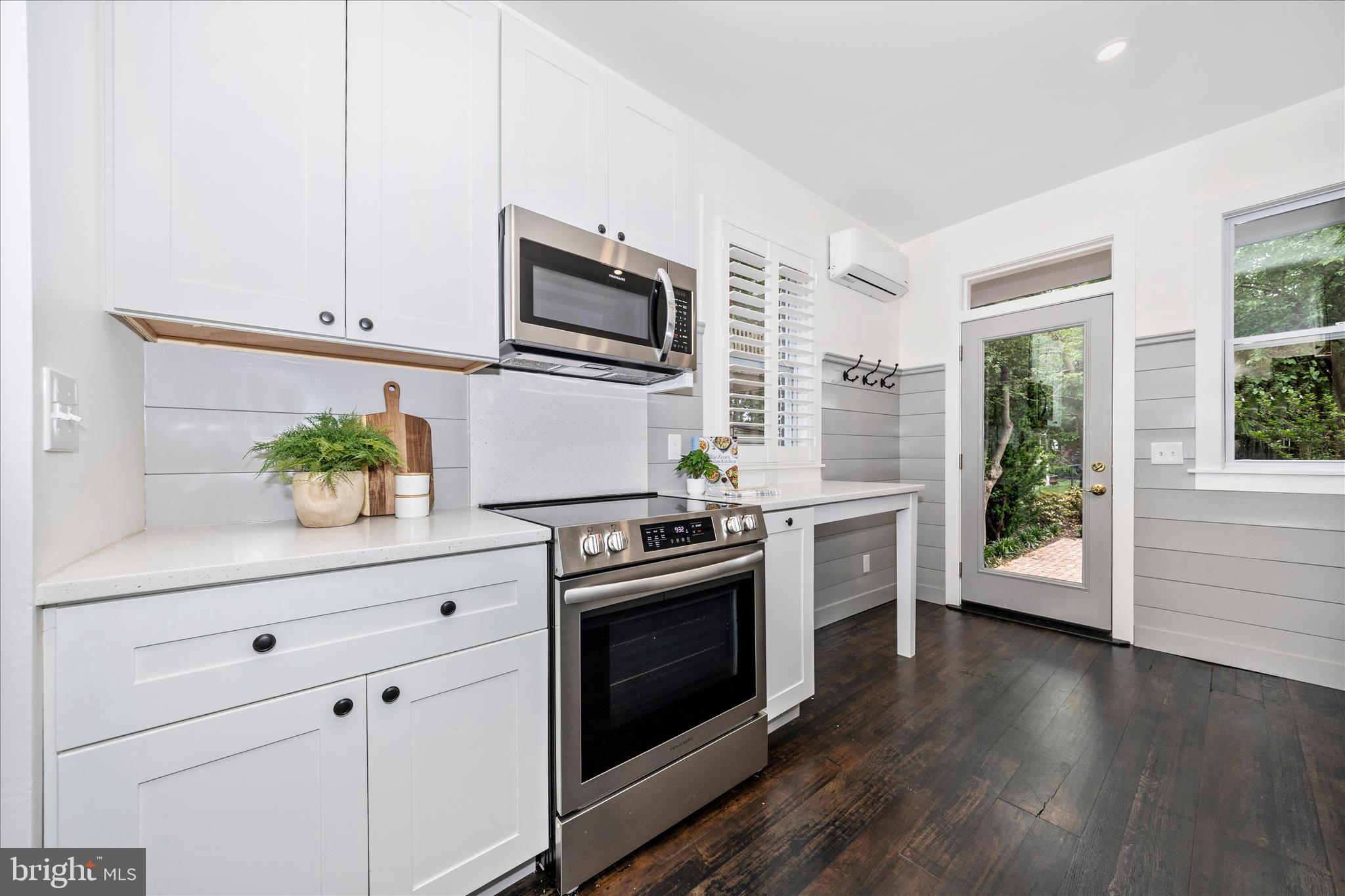 DOWNTOWN FREDERICK - Residential