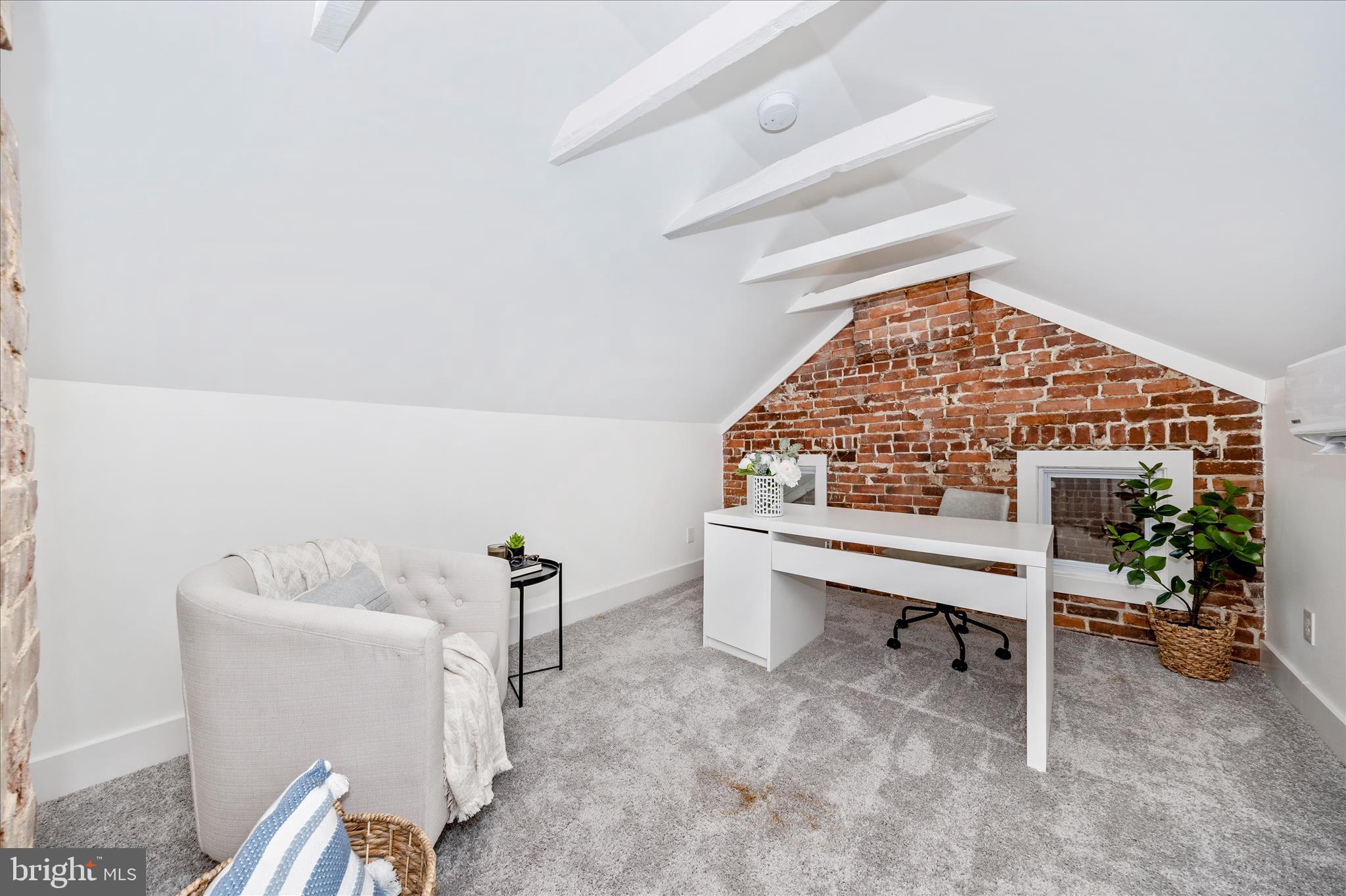 DOWNTOWN FREDERICK - Residential
