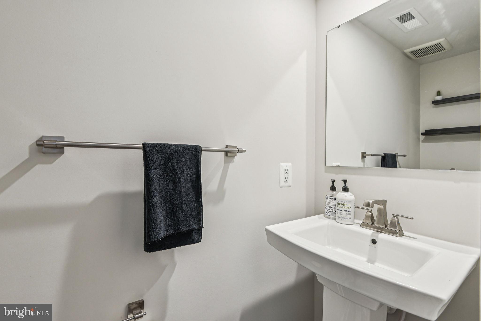 JAMES RUN TOWNHOMES - Residential