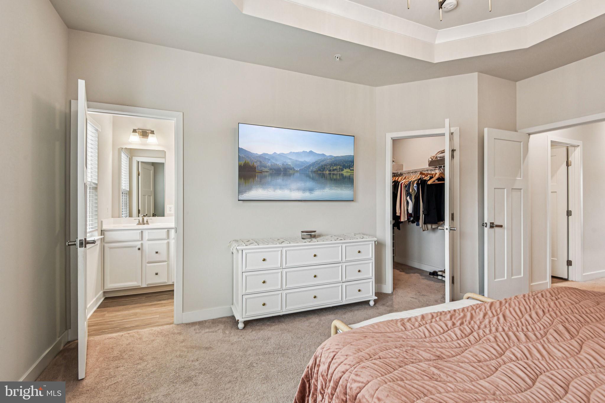 JAMES RUN TOWNHOMES - Residential