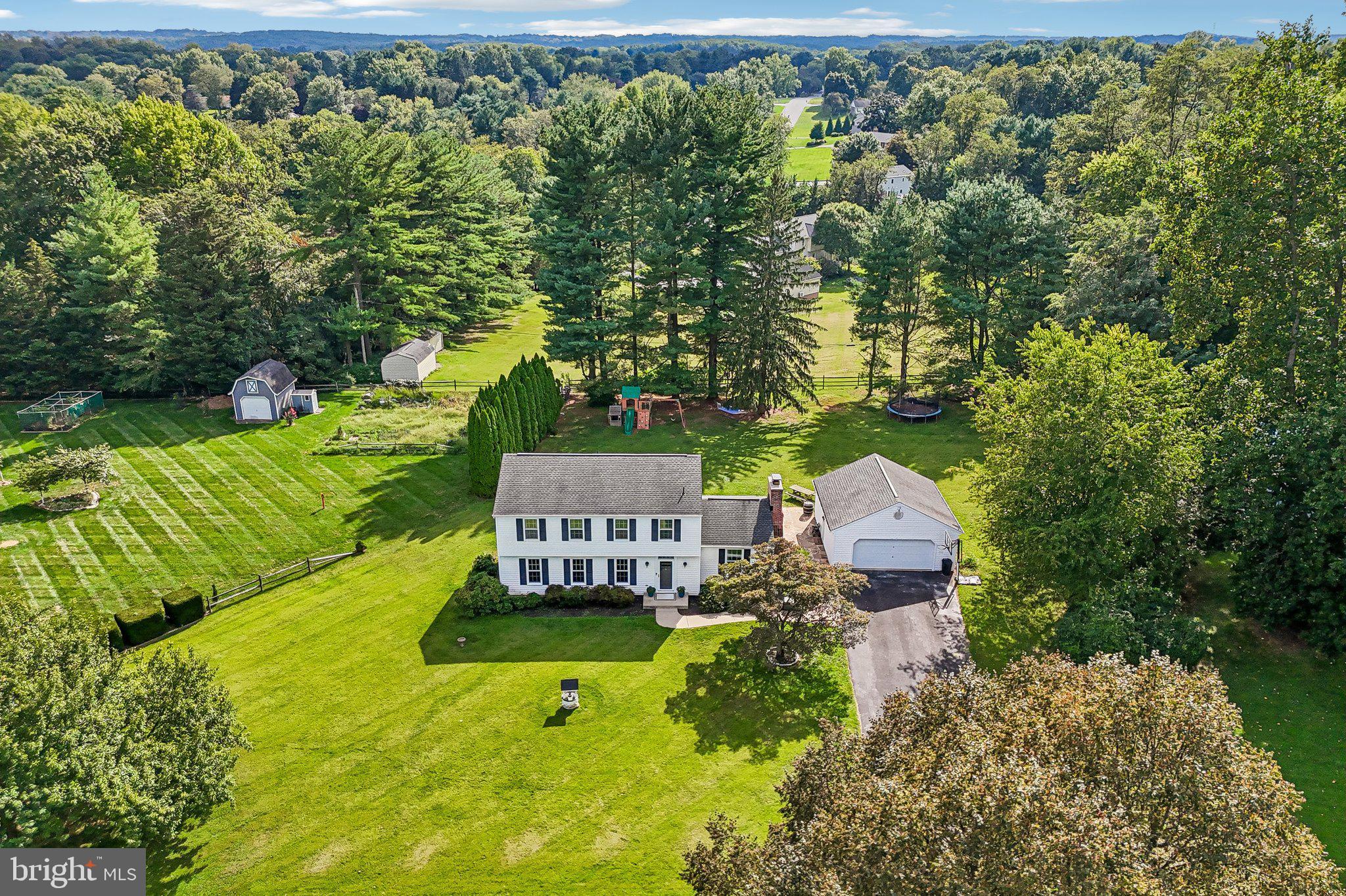3222 SUFFOLK LANE