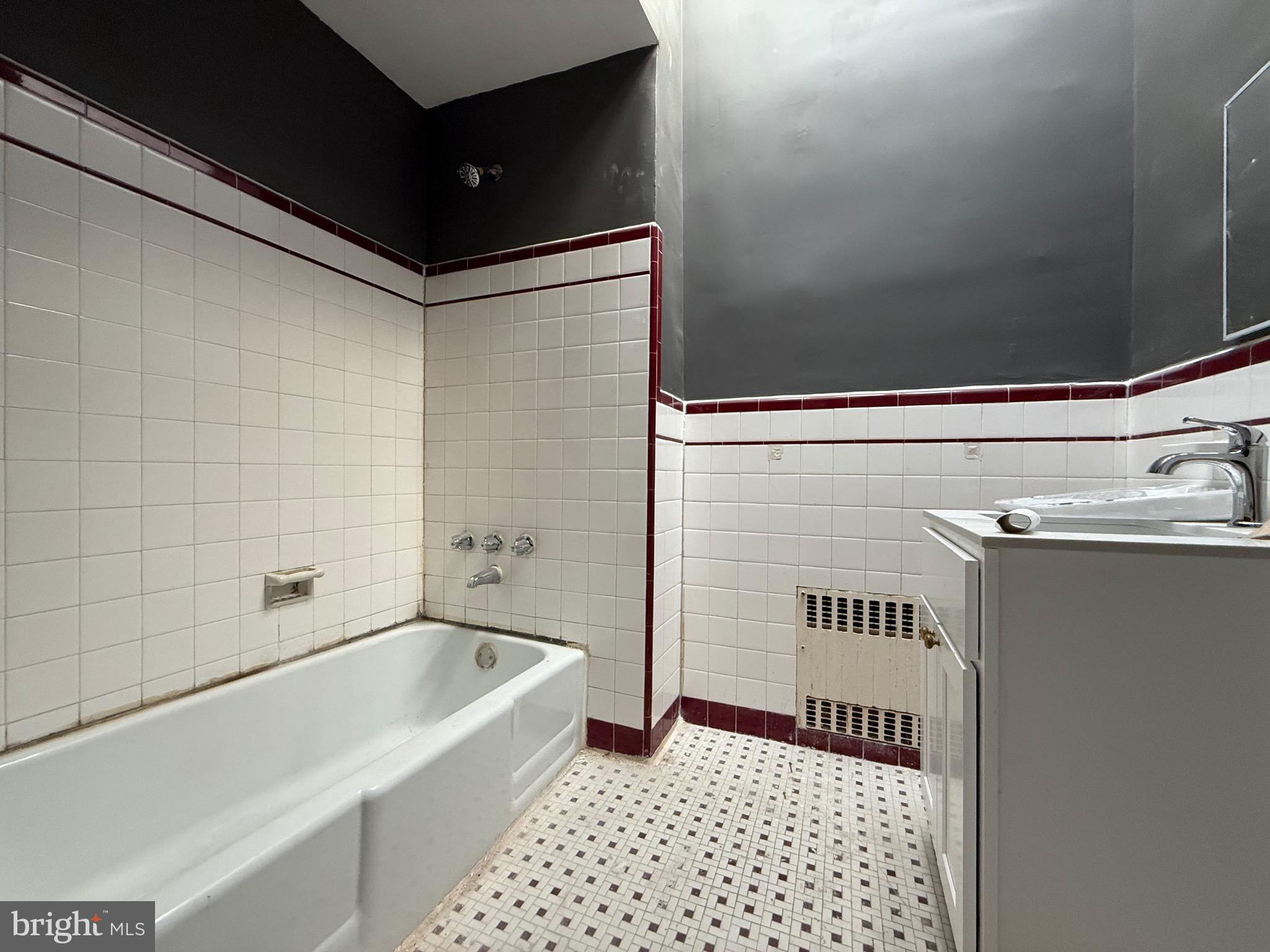 RICHMOND - Residential