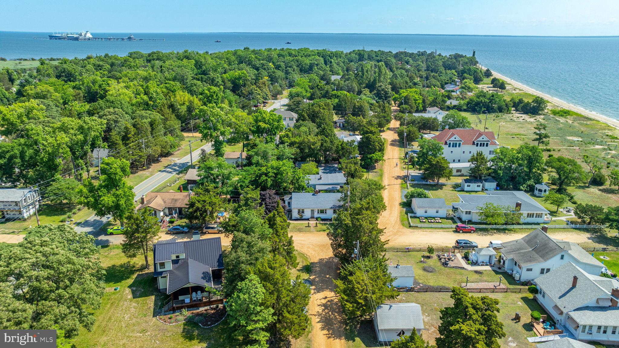 COVE POINT - Residential Lease