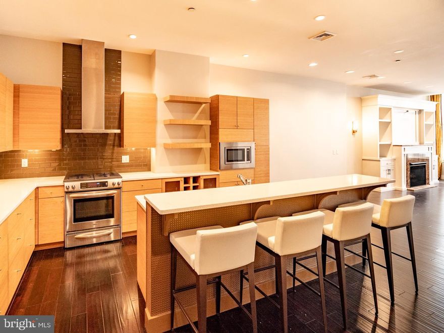 Attention: New York Buyers -- Unbelievable –-This condo has approx 2176 sqft, with 2 bedrooms + study nook + 2 ½ baths and is priced at $700K in the “New 6th Borough”.  Attention: Investors –- Seller can close quickly. Attention: History-Buff and International Buyers -- Enjoy the old world walkable charm of Old City Philadelphia and enjoy the America 250 Anniversary celebrations. Attention: US Navy and Marines -- Just steps to the recreation site of Tun Tavern. 
This condo is a hidden gem waiting to be discovered. With soaring 10' ceilings and spacious rooms, it feels like your quiet zen spot amid the city buzz.   The almost $100K investment in custom upgrades include:  Breckenridge fireplace in elegant cabinetry, rainforest marble fireplace surround, elegant wall sconces, silk drapes framing six western facing windows in the huge living/great room area, electric shades, high end KitchenAid appliances, kitchen hutch with granite and spacious shelving, California closets in both bedrooms, built-in study nook in master bedroom and huge laundry closet with Bosch washer/dryer. 
Enjoy quiet and comfort, if you work at home, entertain with ease and space, then enjoy the city vibrancy. The back of the Waterbridge Court building faces the vibrant S 2nd Street shops and restaurants. Immediate entrance to I-95 North, 10 minutes to I-95 South, and convenient to 30th Street Station for Acela Train. Come take a look and you will be amazed!
With a good offer, the Sellers will provide one year of pre-paid parking at the Strawberry Street Garage, located just steps away on Letitia Street, for your comfort and convenience.