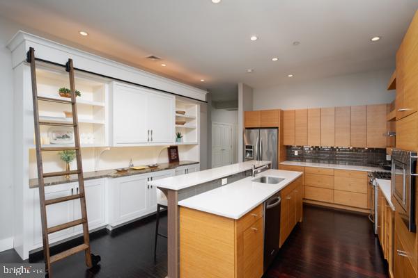 OLD CITY - Residential