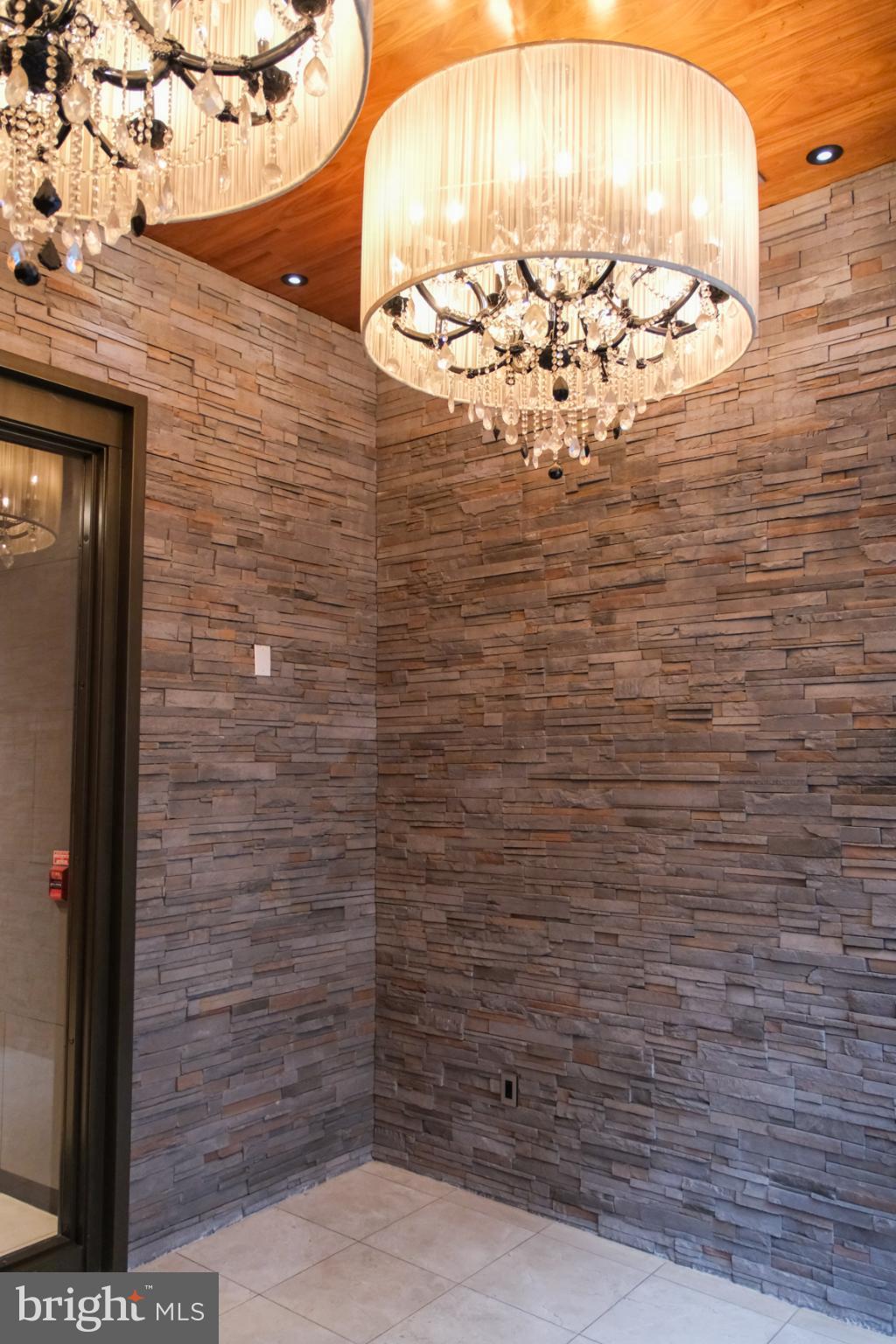 OLD CITY - Residential