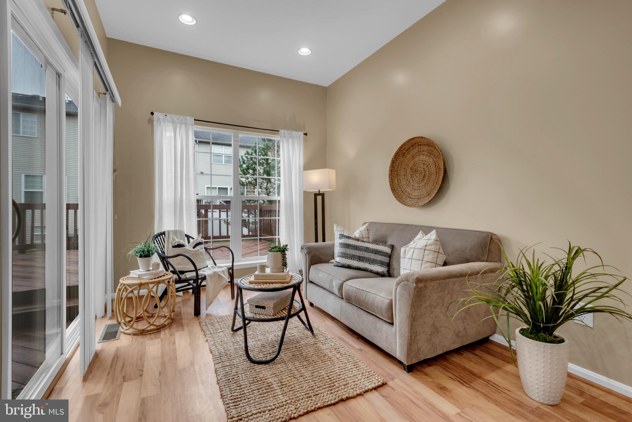 ENCLAVE AT SEVEN OAKS - Residential