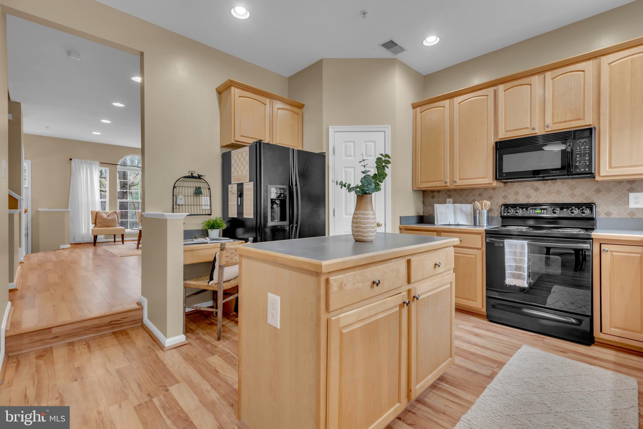 ENCLAVE AT SEVEN OAKS - Residential