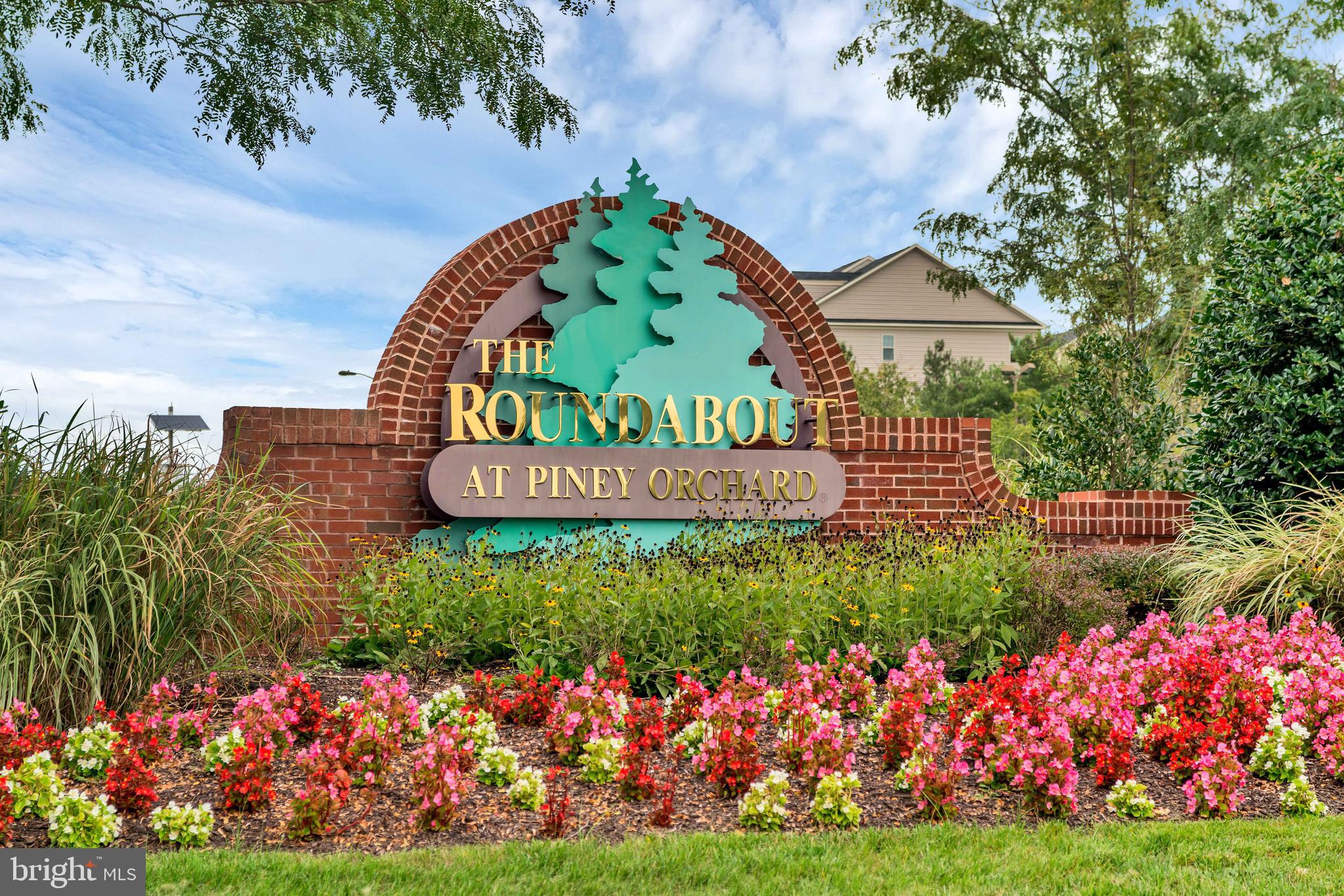 PINEY ORCHARD - Residential