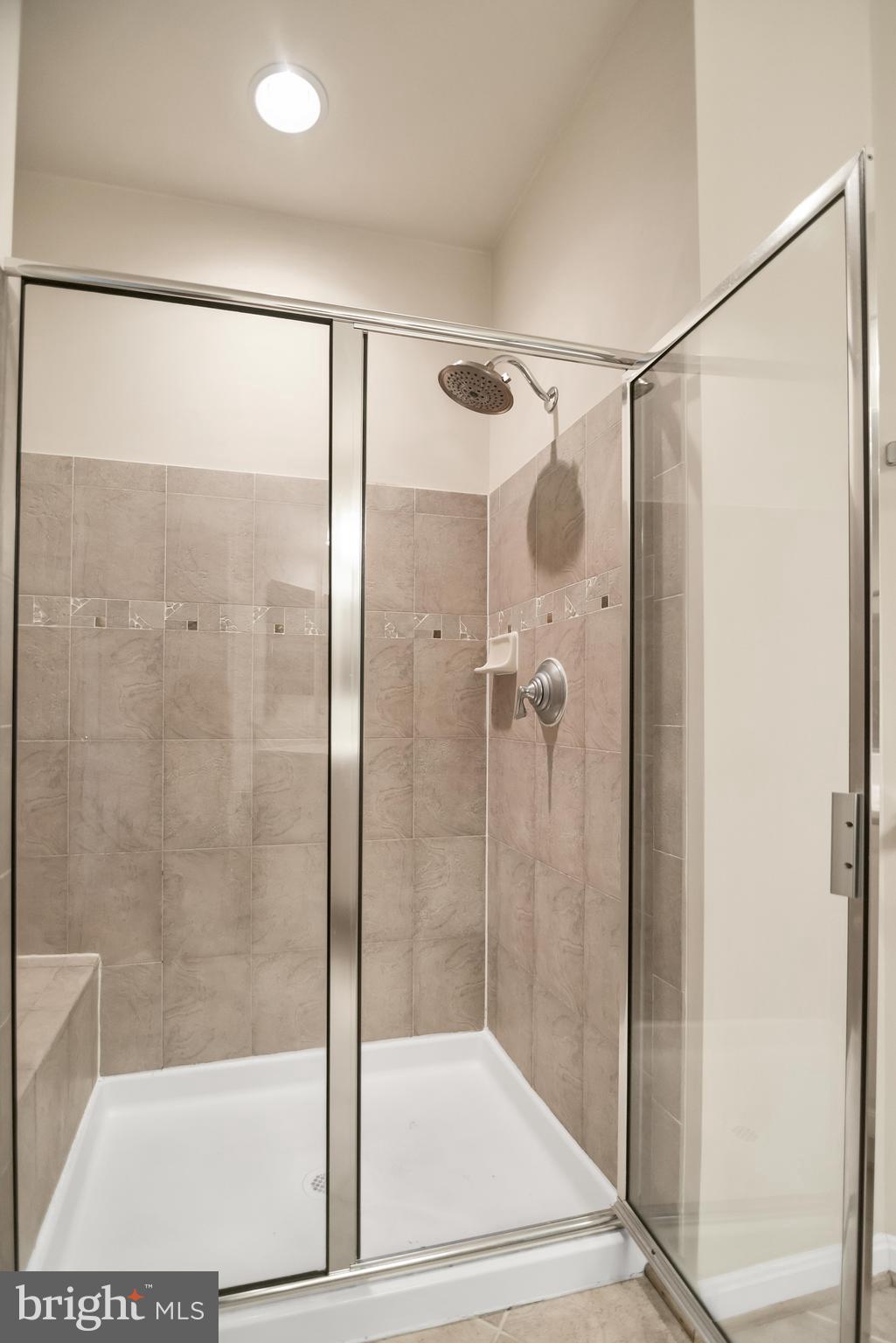 PINEY ORCHARD - Residential