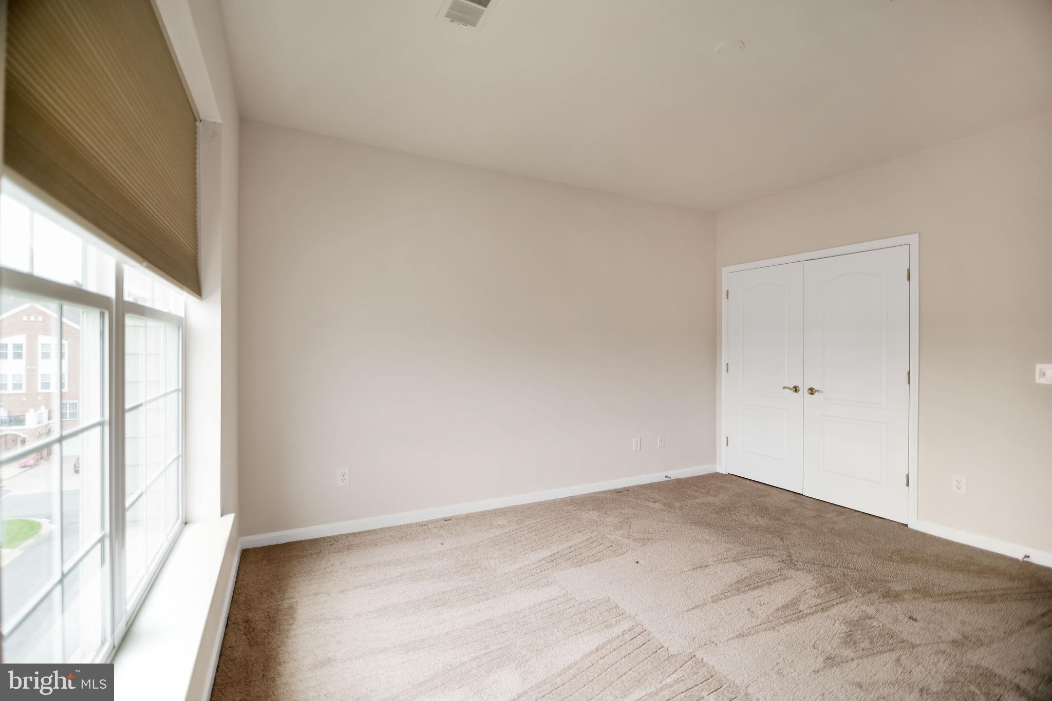 PINEY ORCHARD - Residential