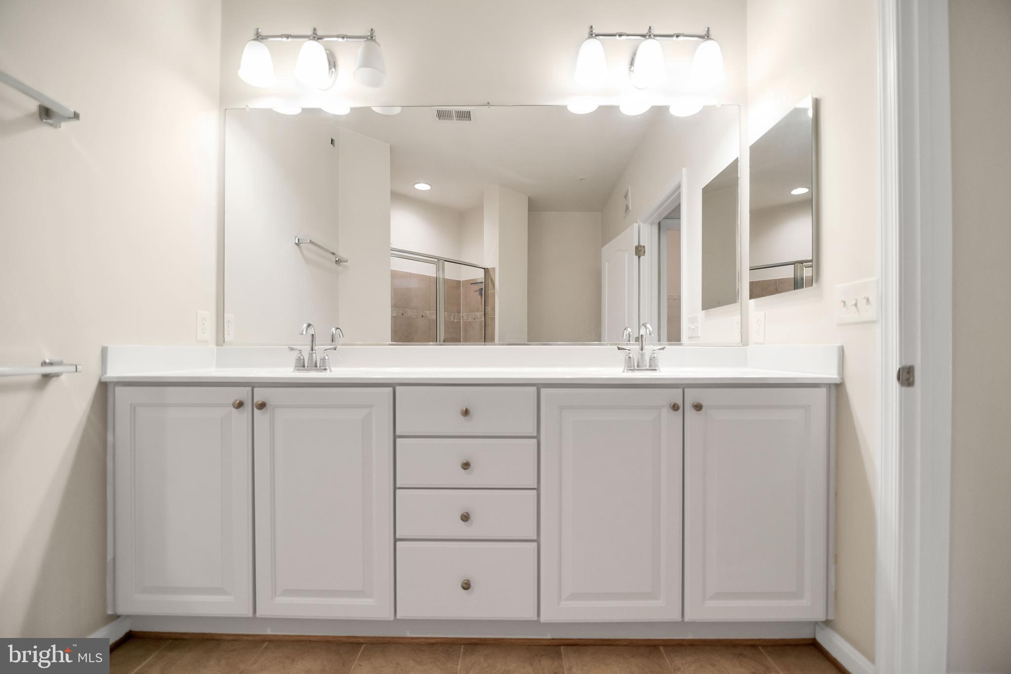 PINEY ORCHARD - Residential