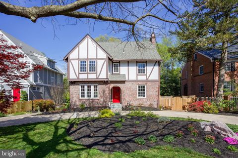 Photo of 6313 BROAD BRANCH RD, CHEVY CHASE, MD 20815 (MLS # MDMC2088532)