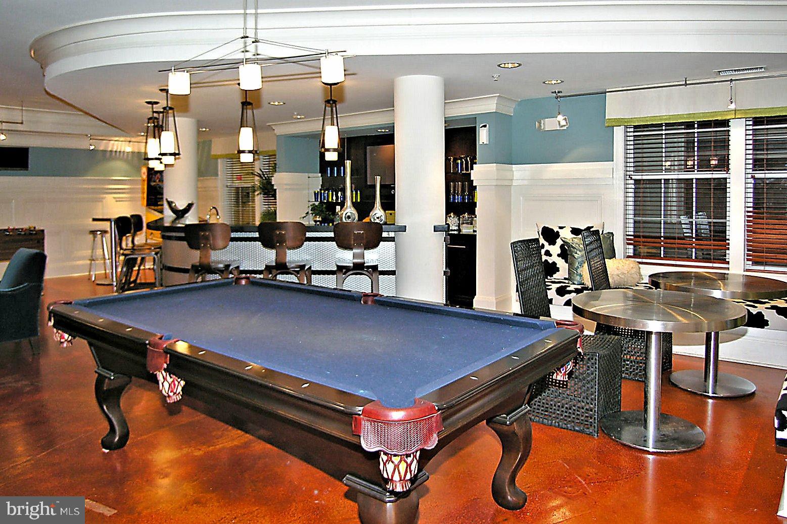 THE COLONNADE AT KENTLANDS - Residential