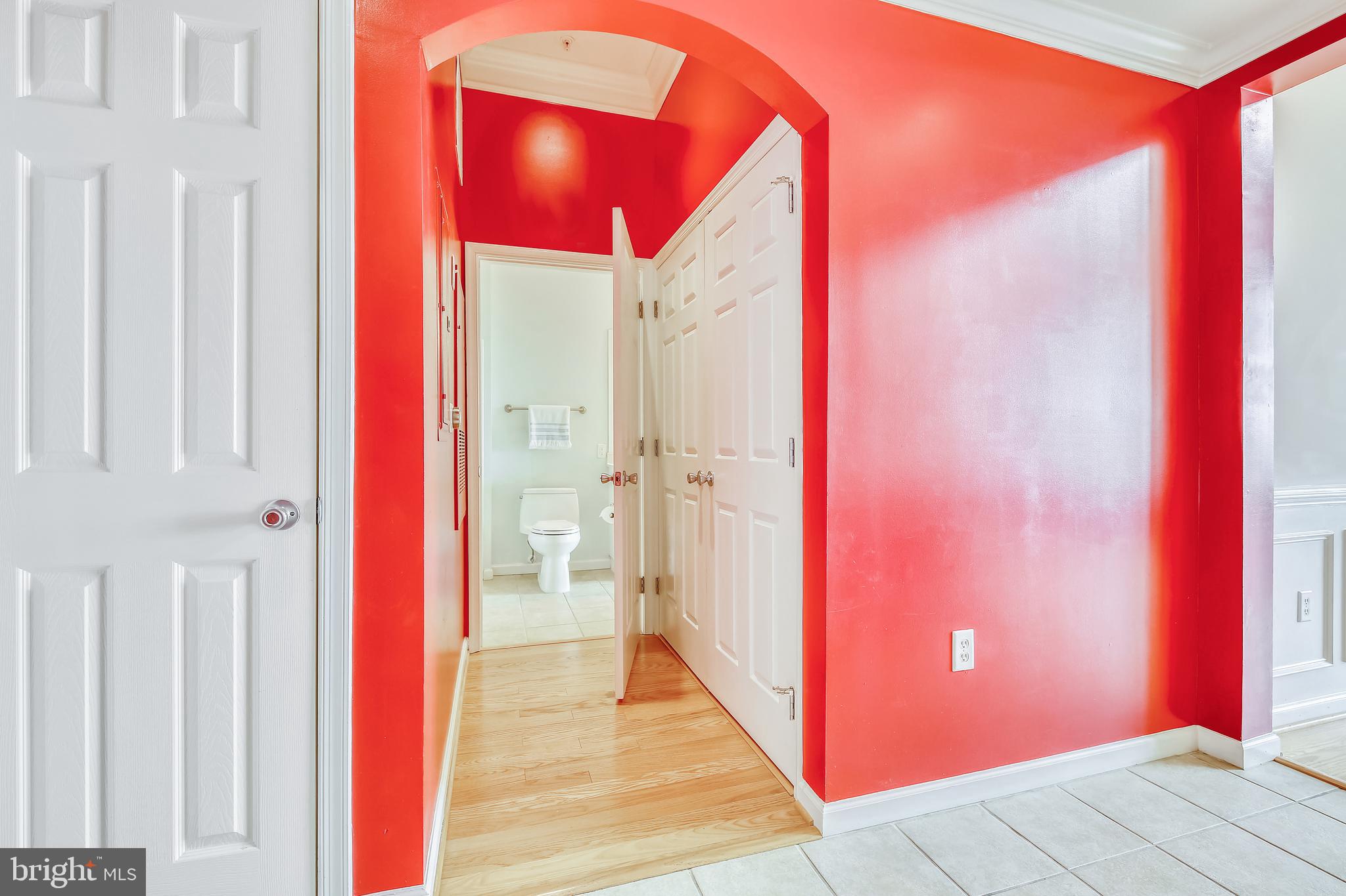 THE COLONNADE AT KENTLANDS - Residential