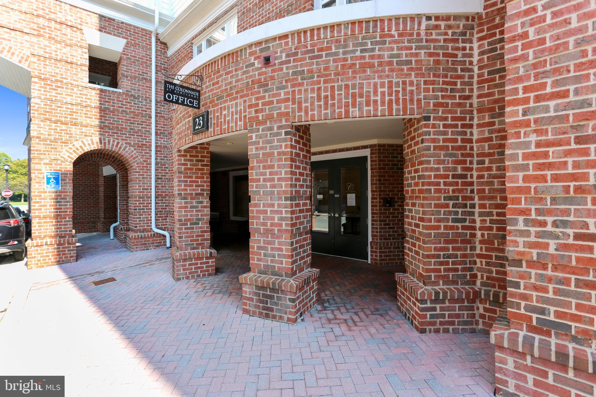 THE COLONNADE AT KENTLANDS - Residential