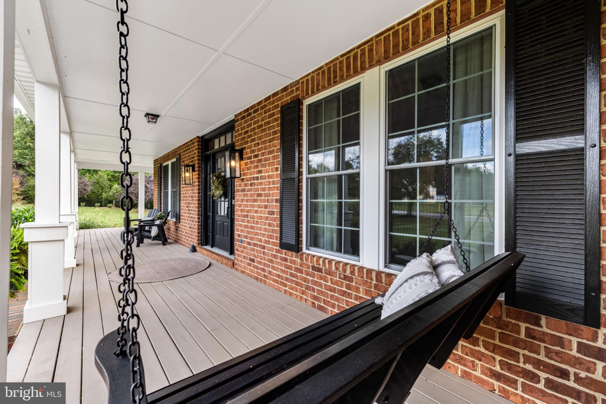 10 DEER CREEK COURT