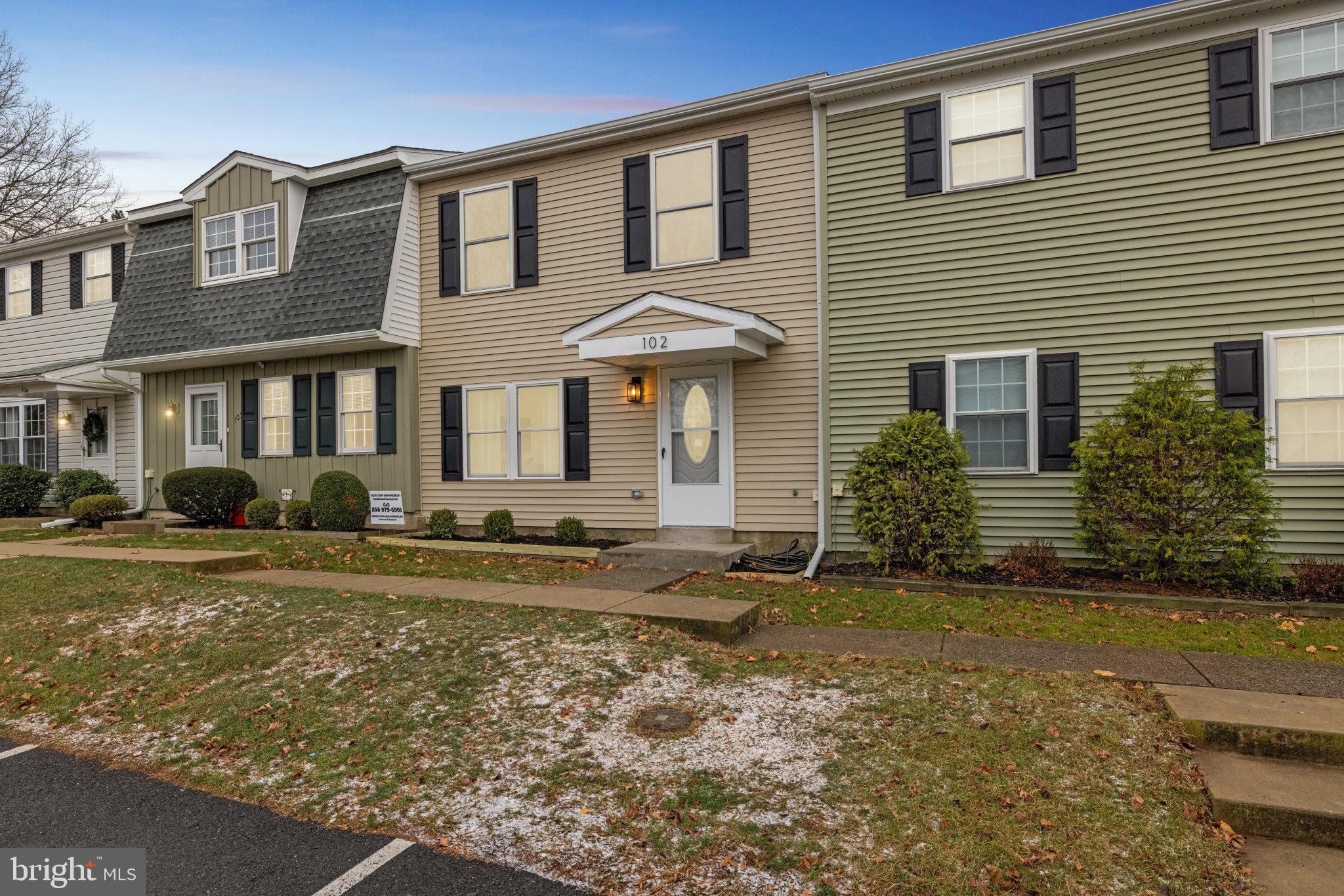 INDIAN VAL MDWS - Residential