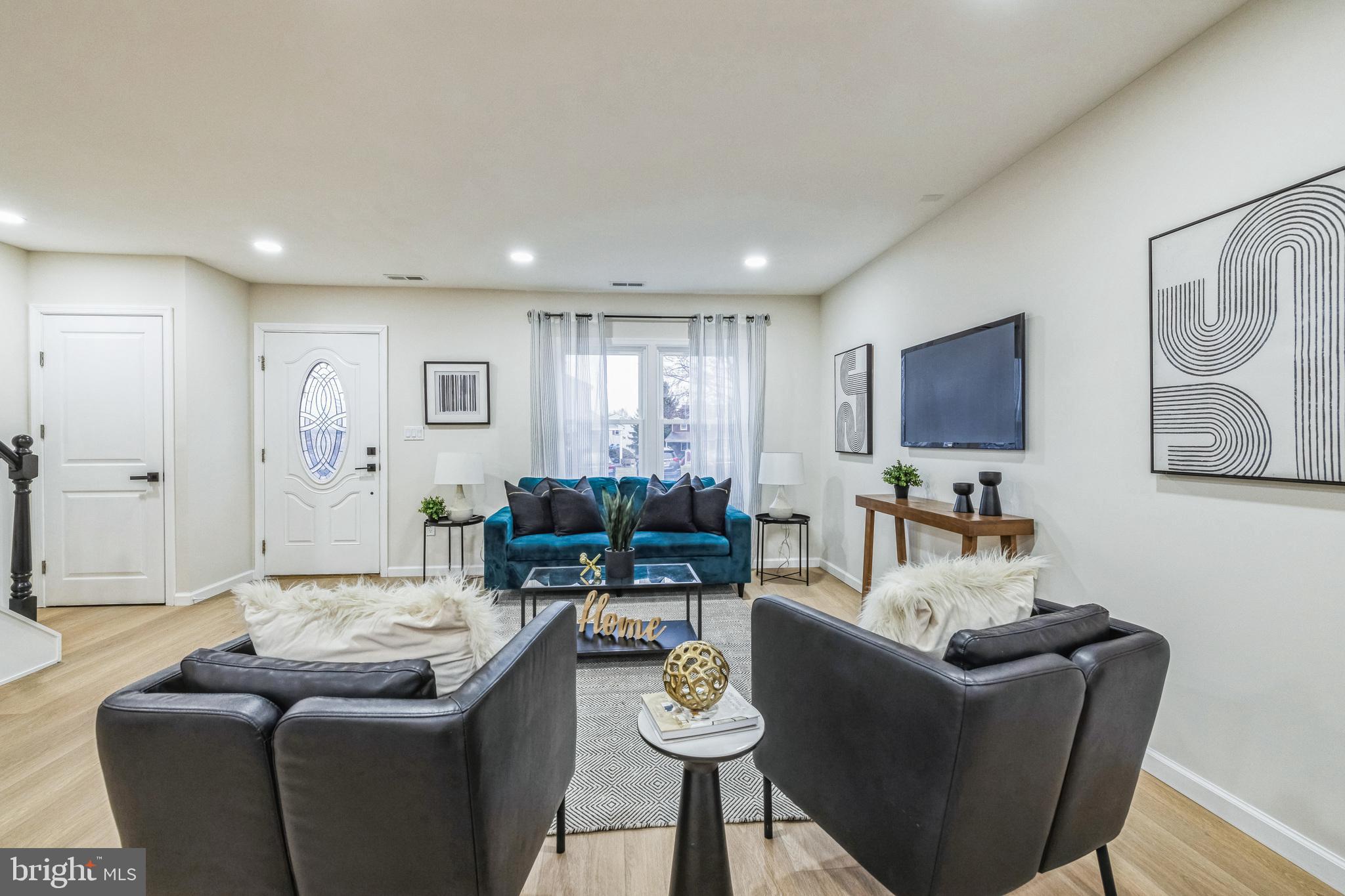 INDIAN VAL MDWS - Residential