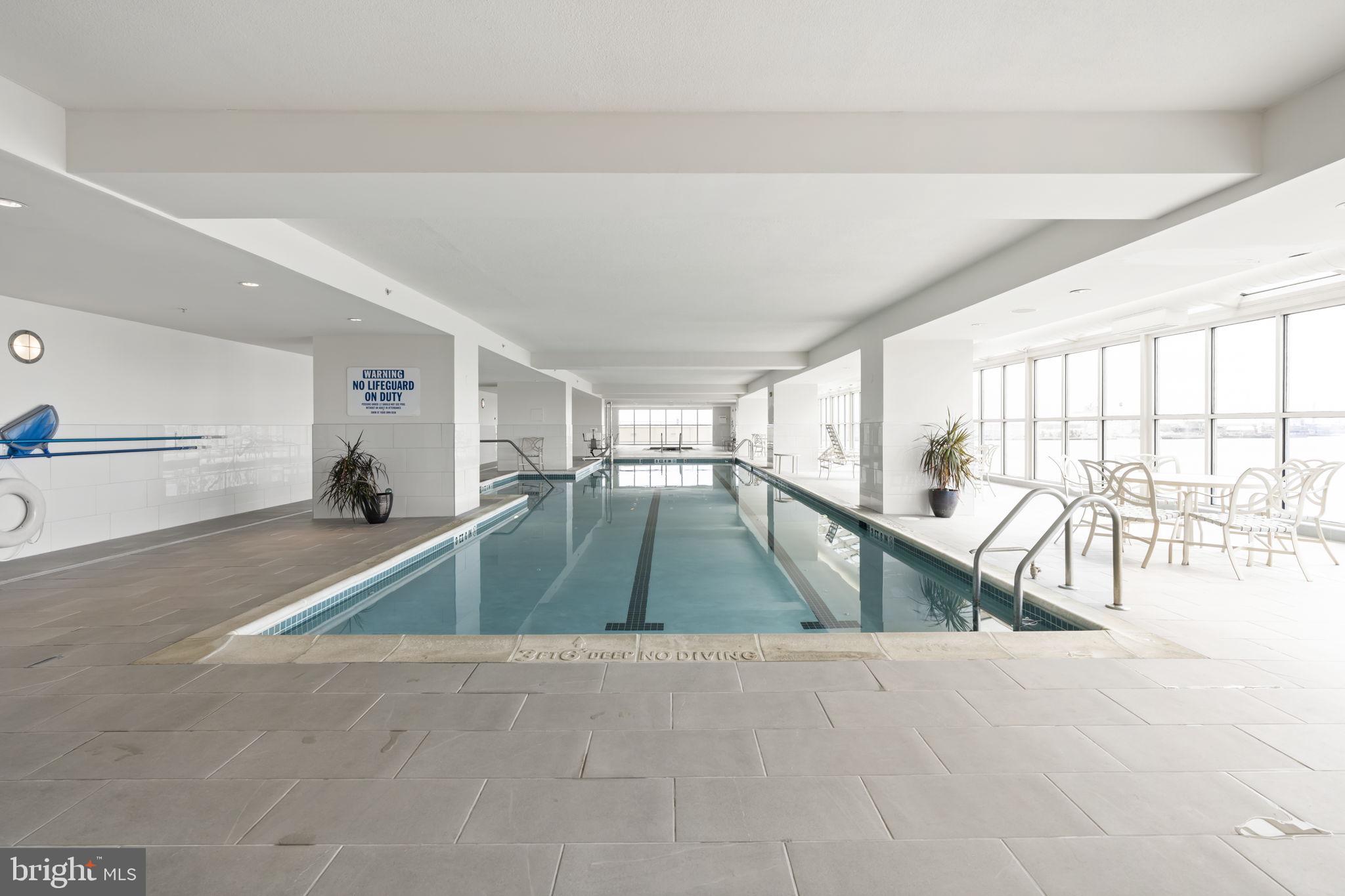 DOCKSIDE CONDOMINIUM - Residential