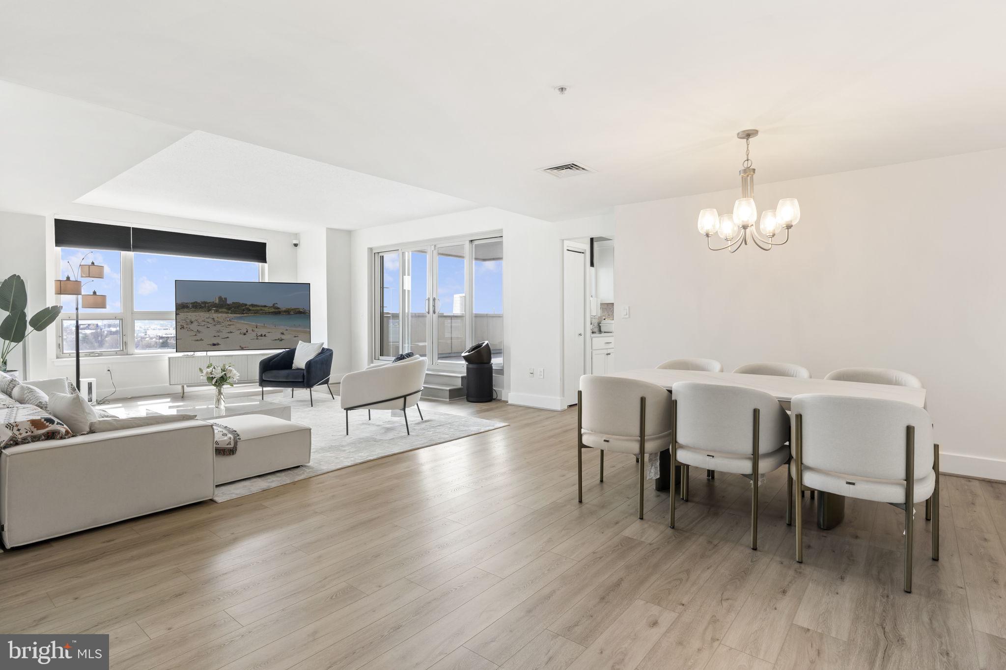 717 S CHRIS COLUMBUS BOULEVARD 1102