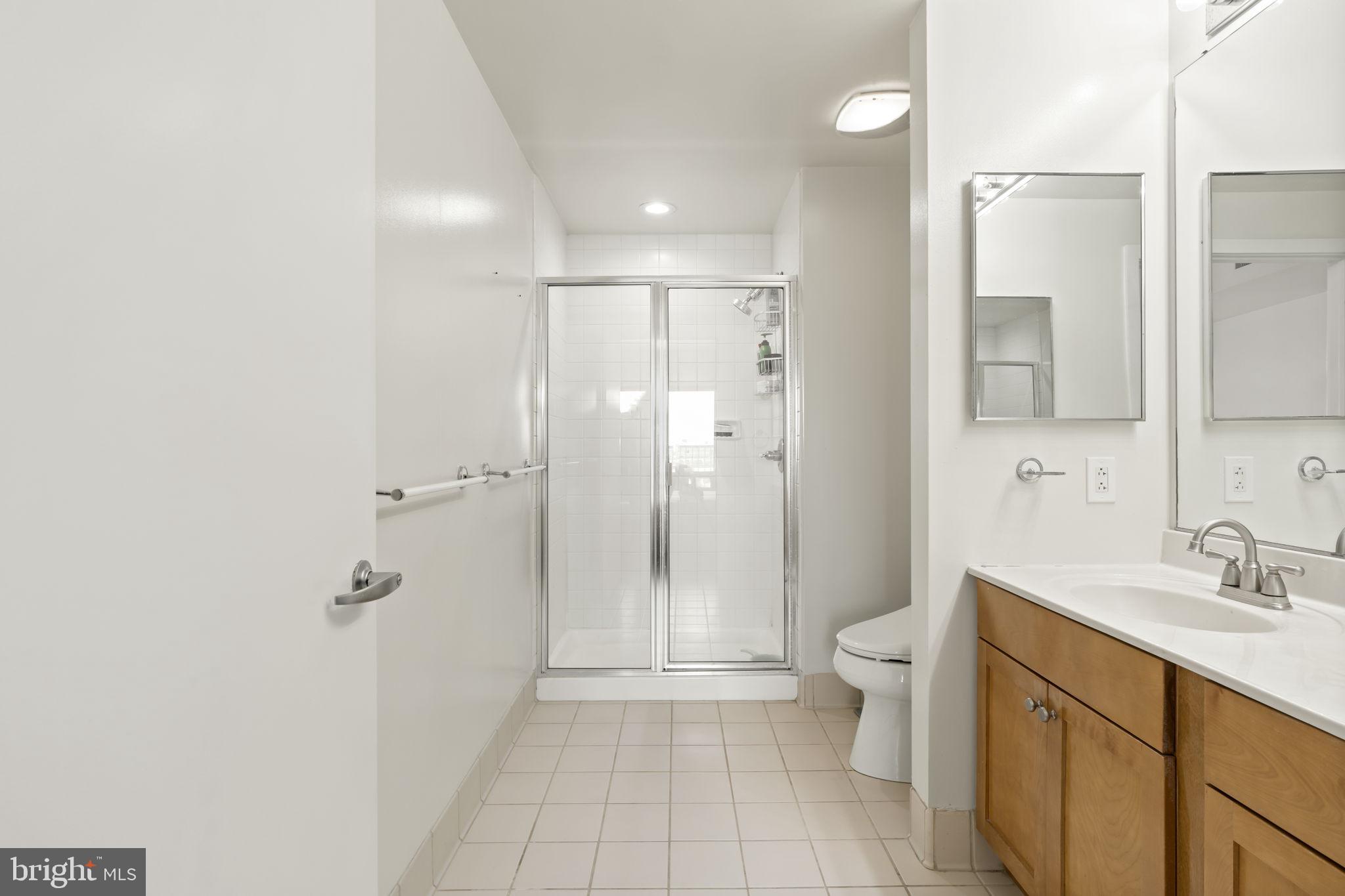 DOCKSIDE CONDOMINIUM - Residential