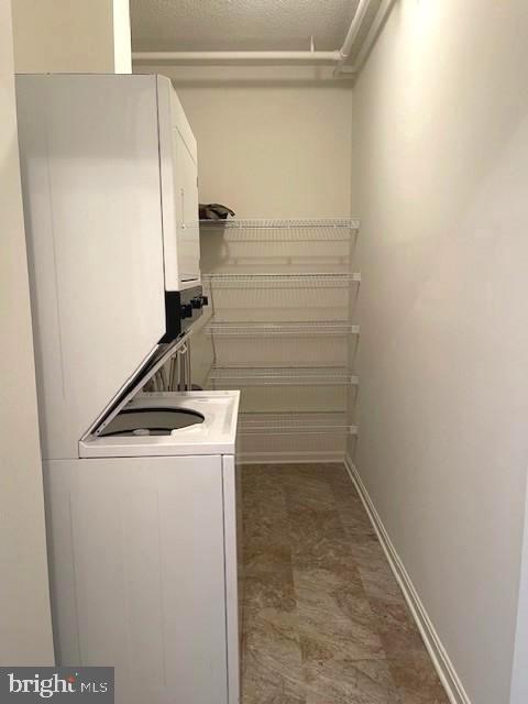 LEISURE WORLD - Residential