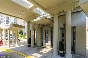 LEISURE WORLD - Residential