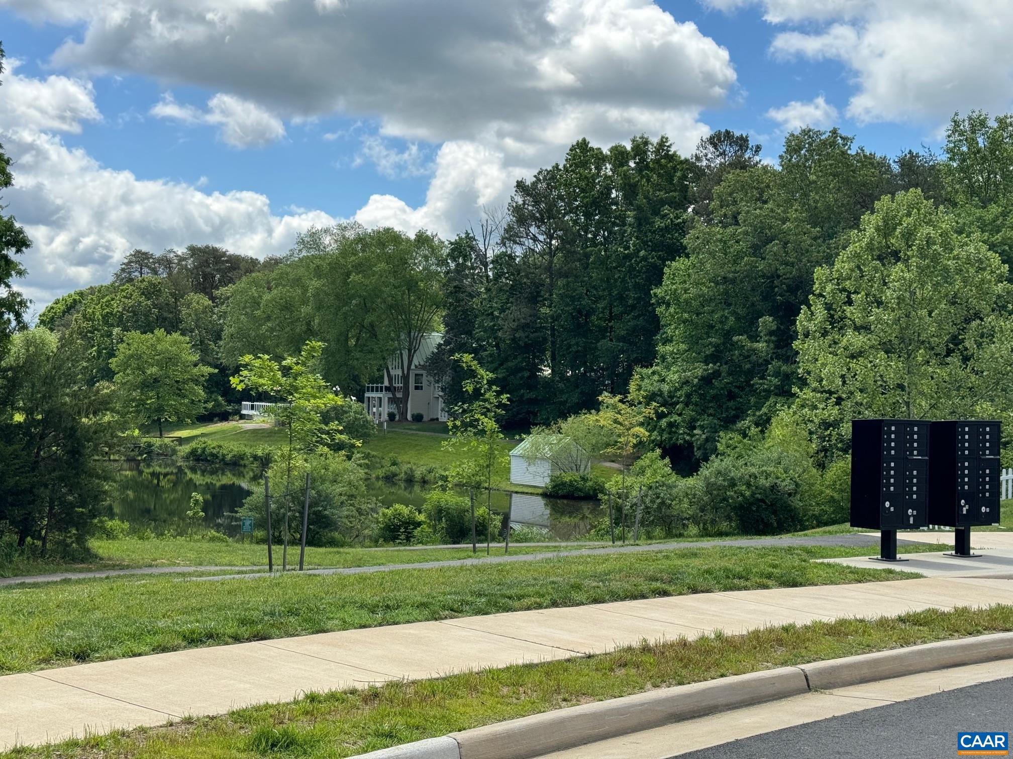 FOREST LAKES - Residential Lease