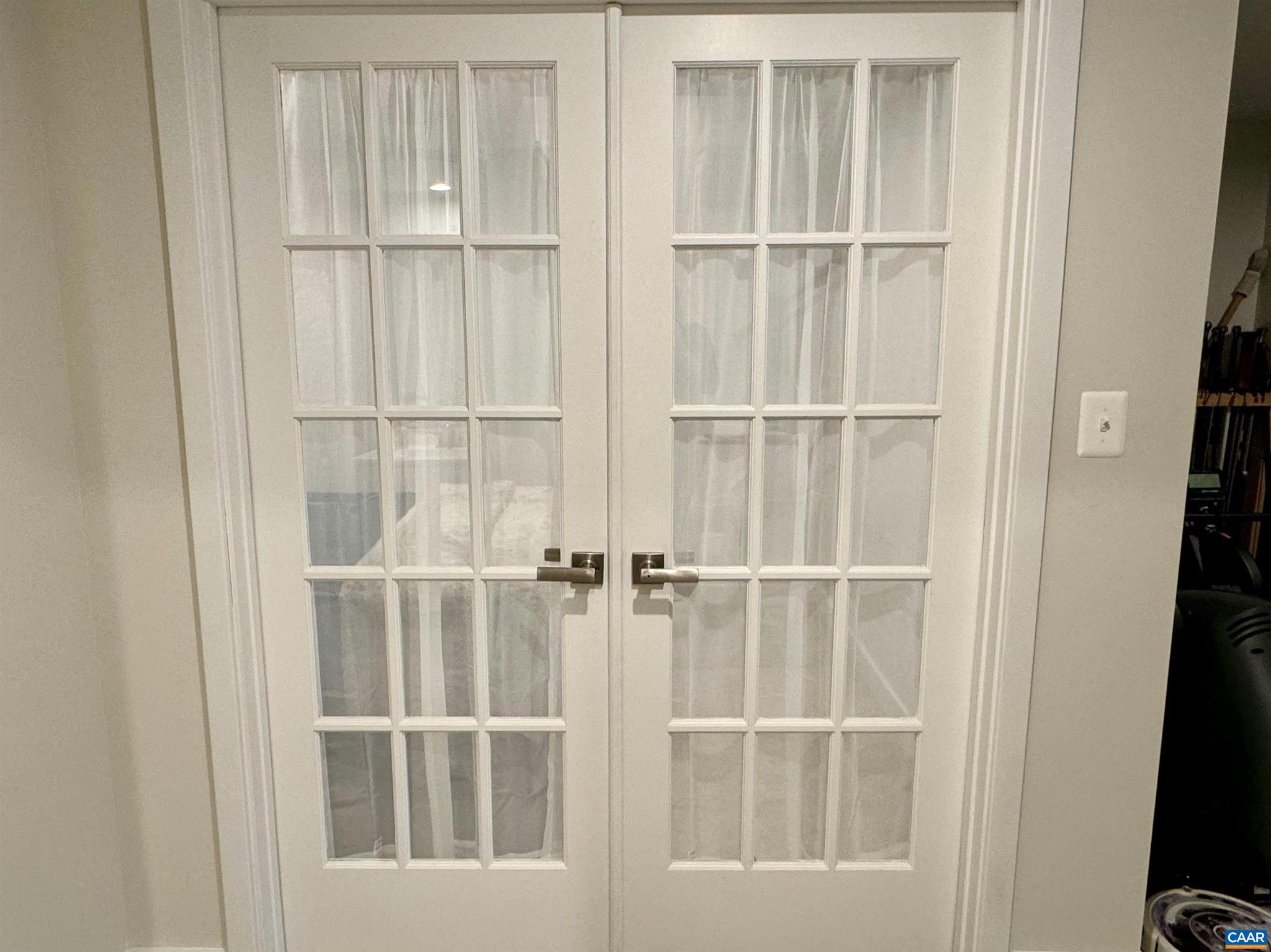 FOREST LAKES - Residential Lease