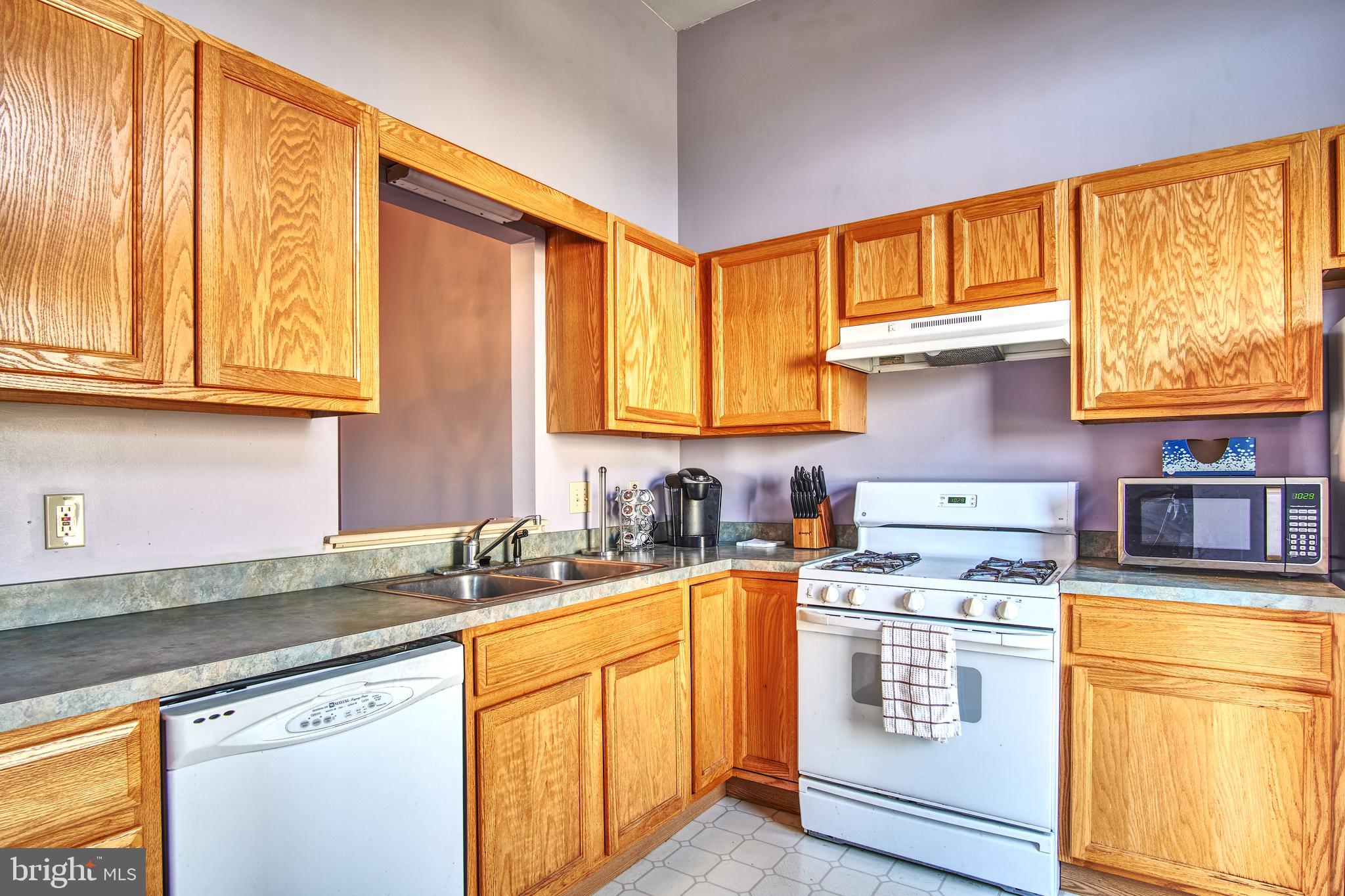 MAYAPPLE - Residential