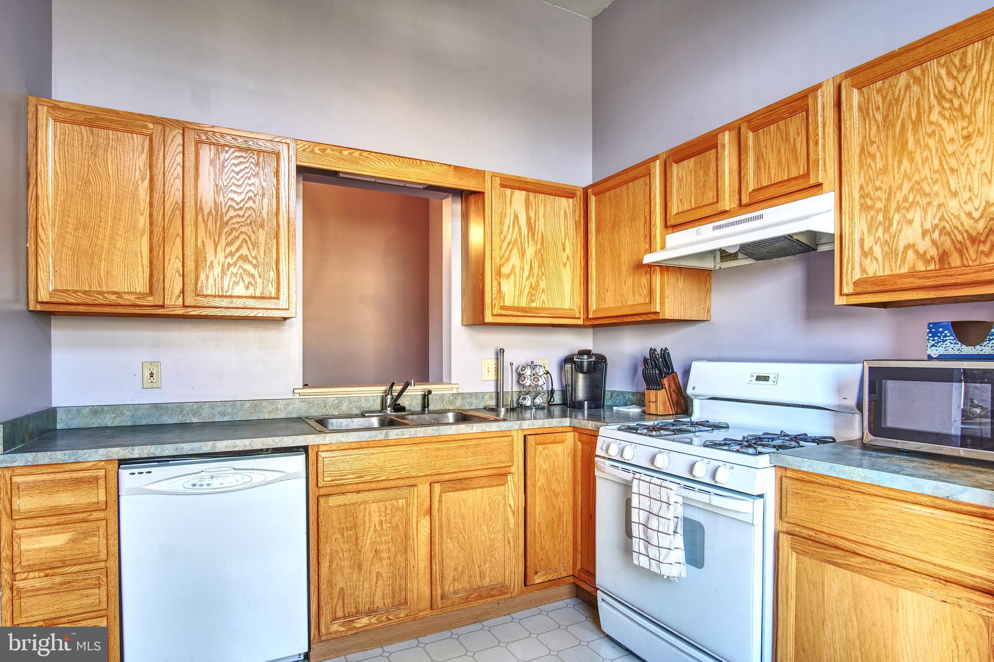 MAYAPPLE - Residential