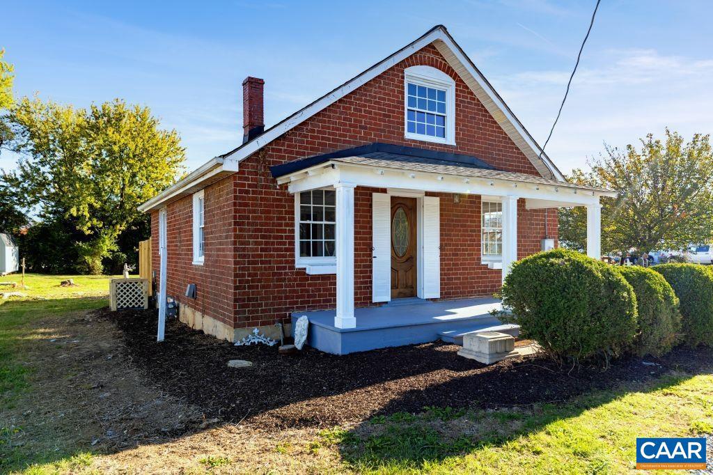 2735 STUARTS DRAFT HWY