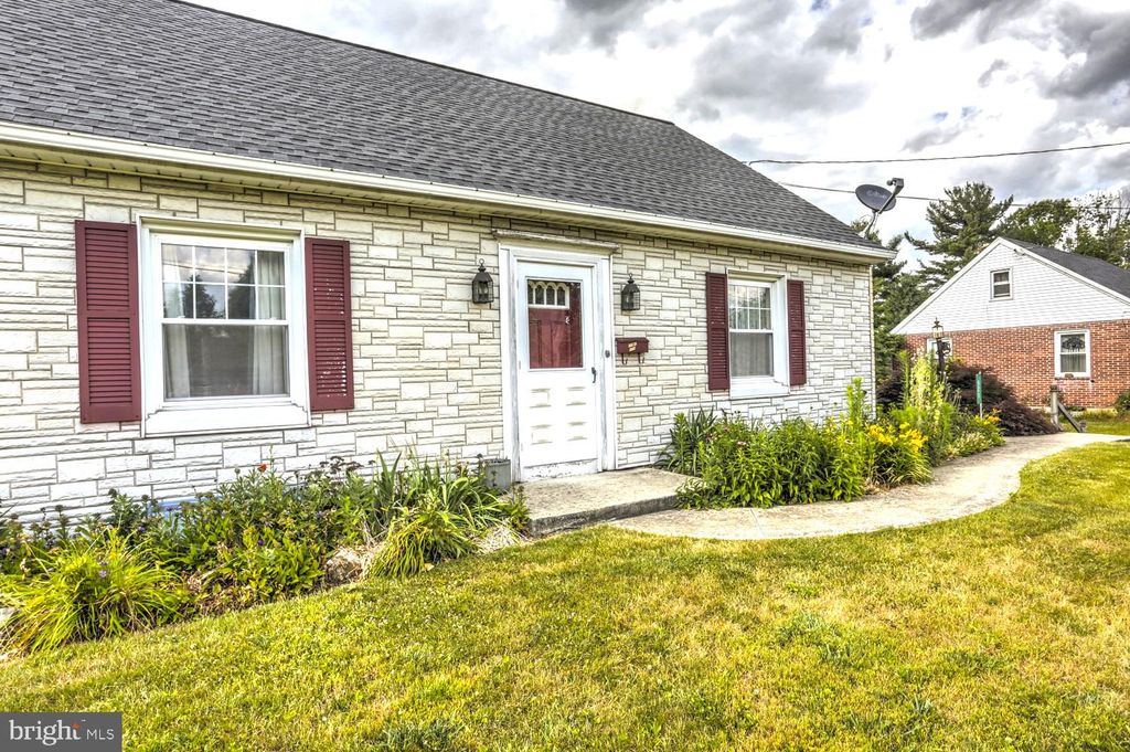 Photo of 521 W BROAD ST, NEW HOLLAND, PA 17557 (MLS # PALA2036776)