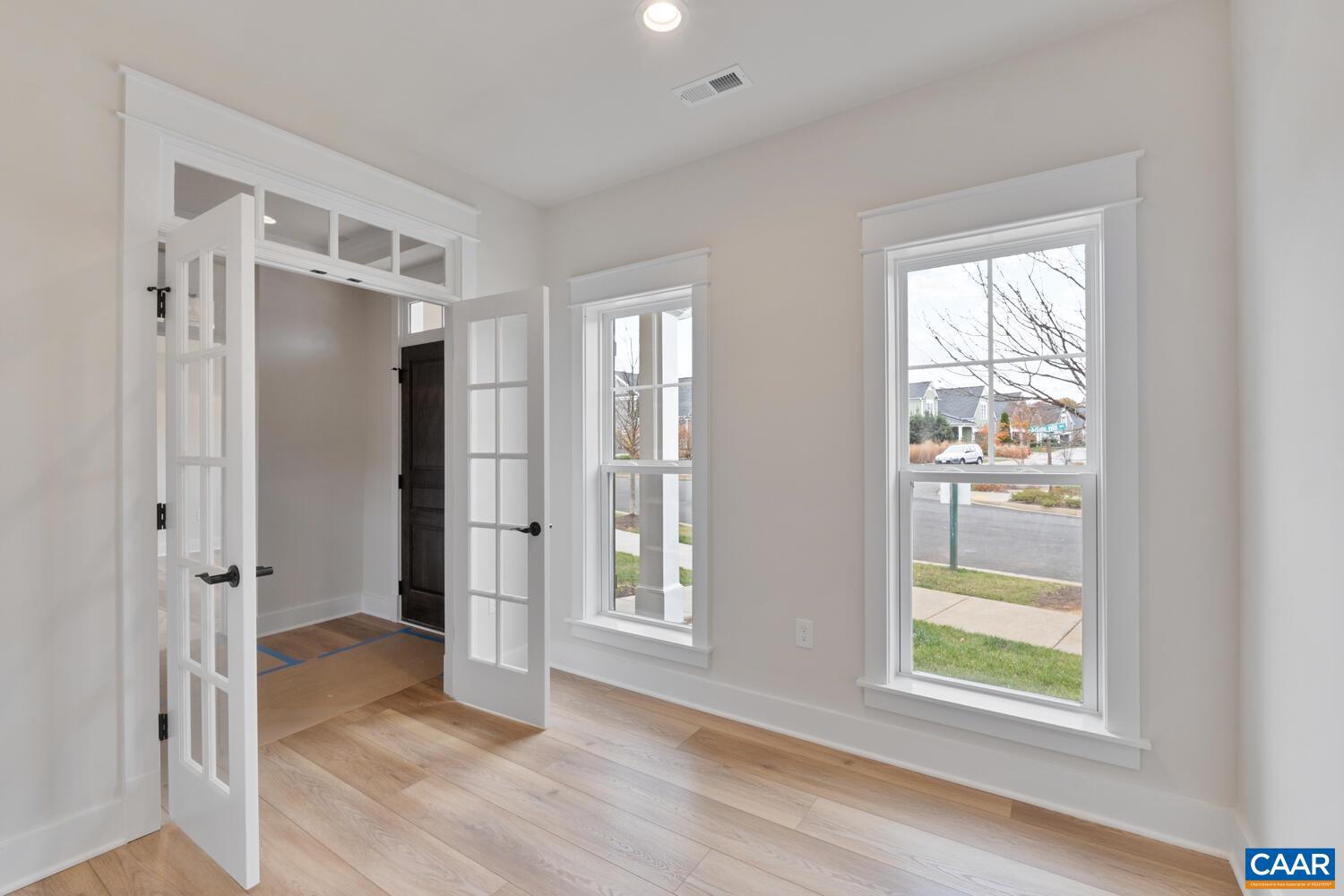 OLD TRAIL - Residential