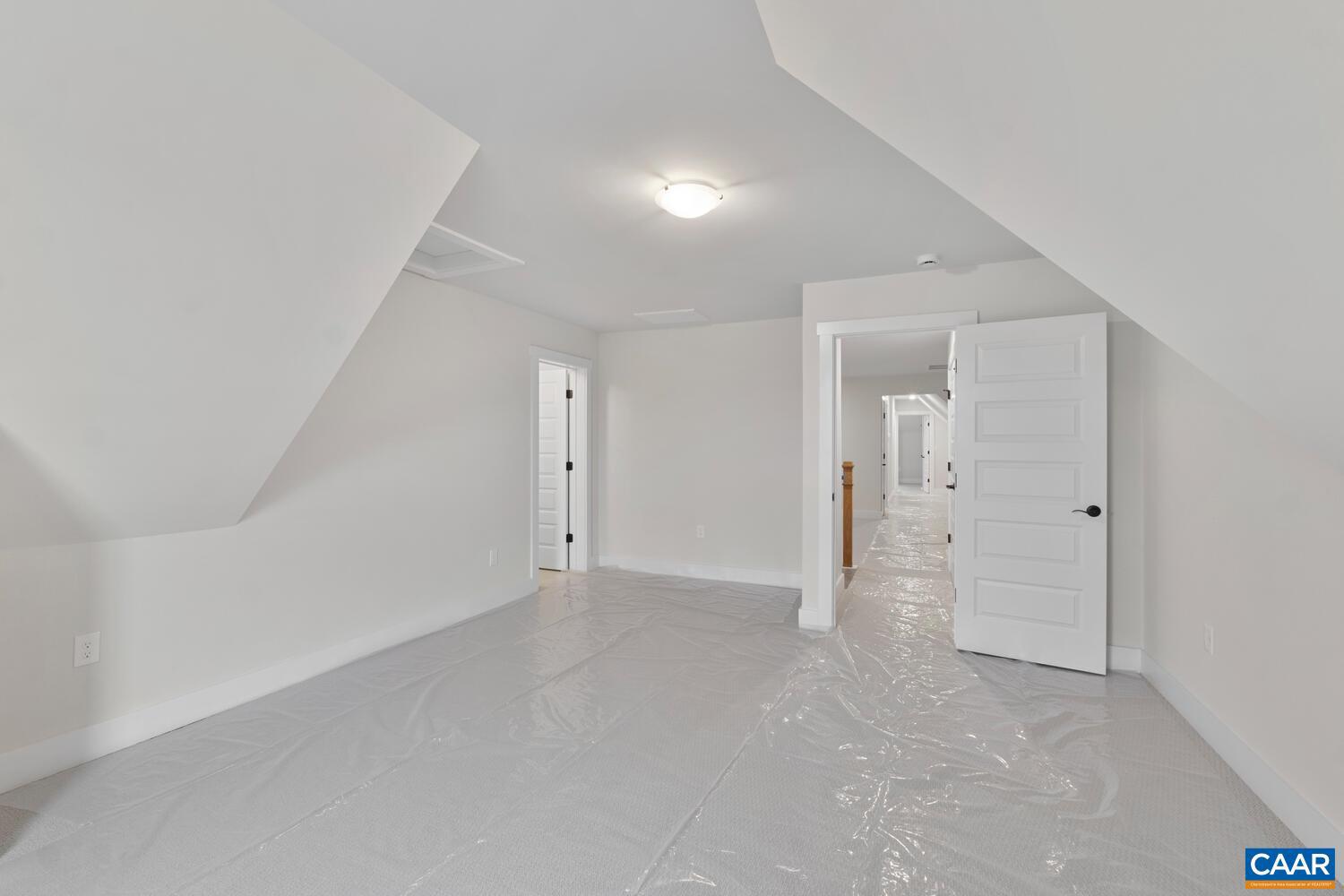 OLD TRAIL - Residential