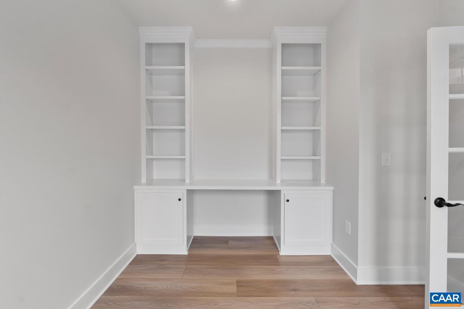 OLD TRAIL - Residential