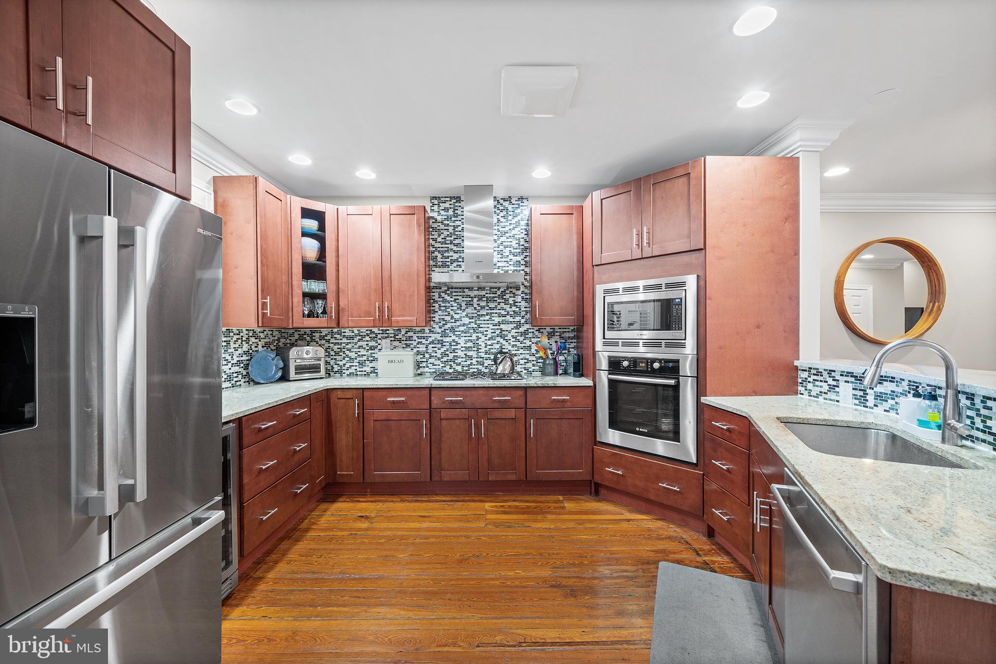 ART MUSEUM AREA - Residential