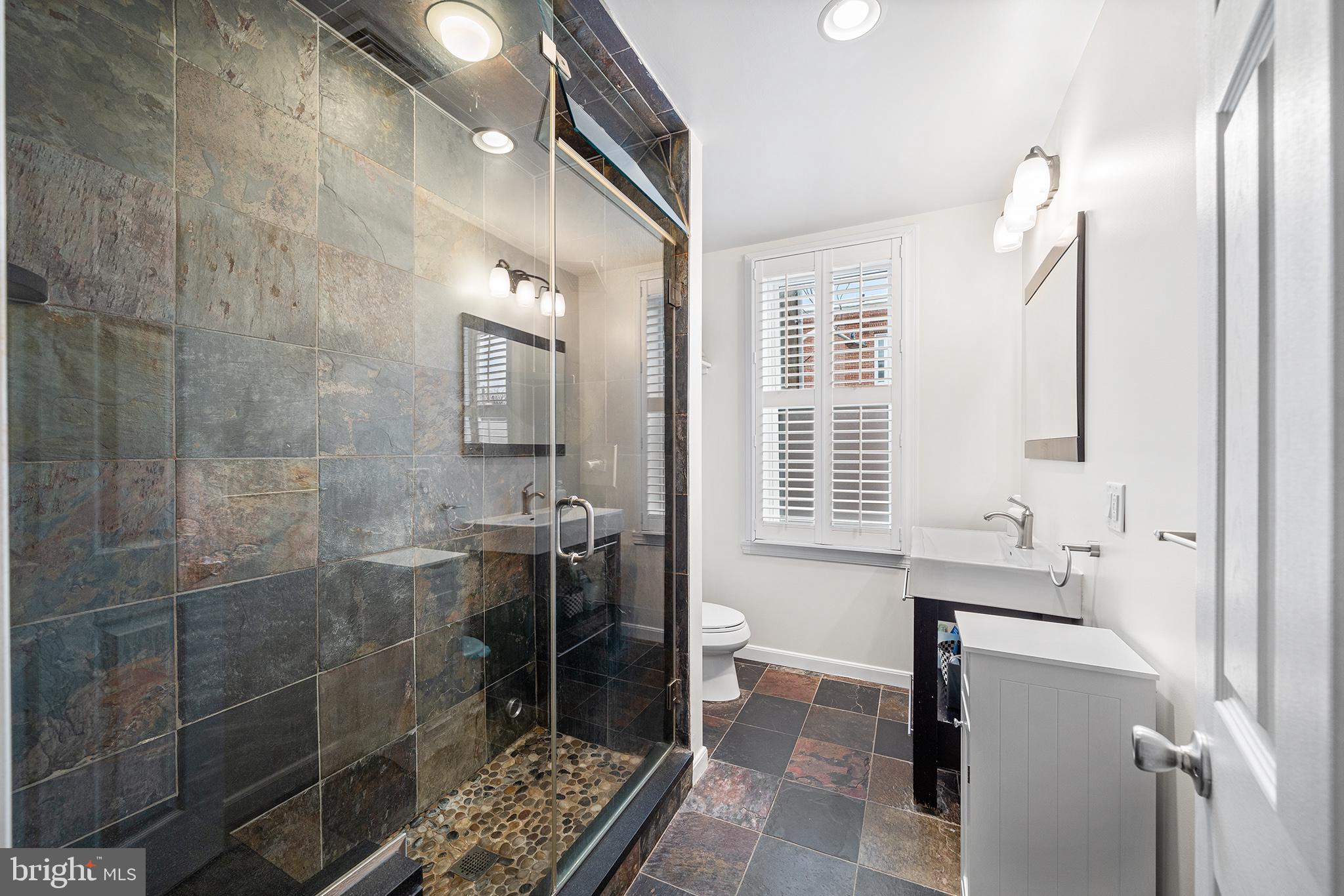 ART MUSEUM AREA - Residential