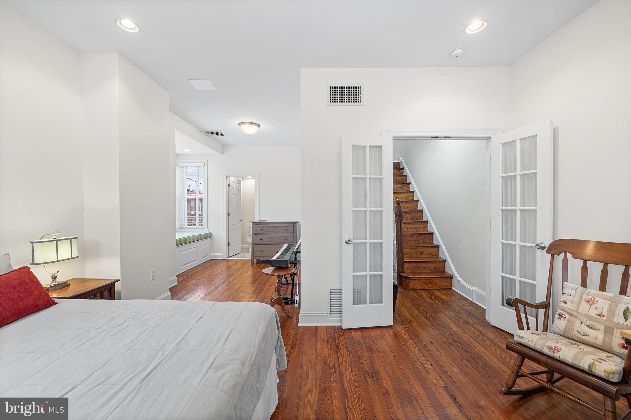 ART MUSEUM AREA - Residential