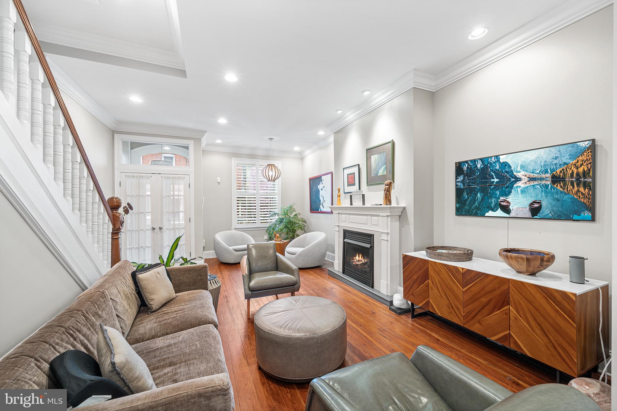 ART MUSEUM AREA - Residential