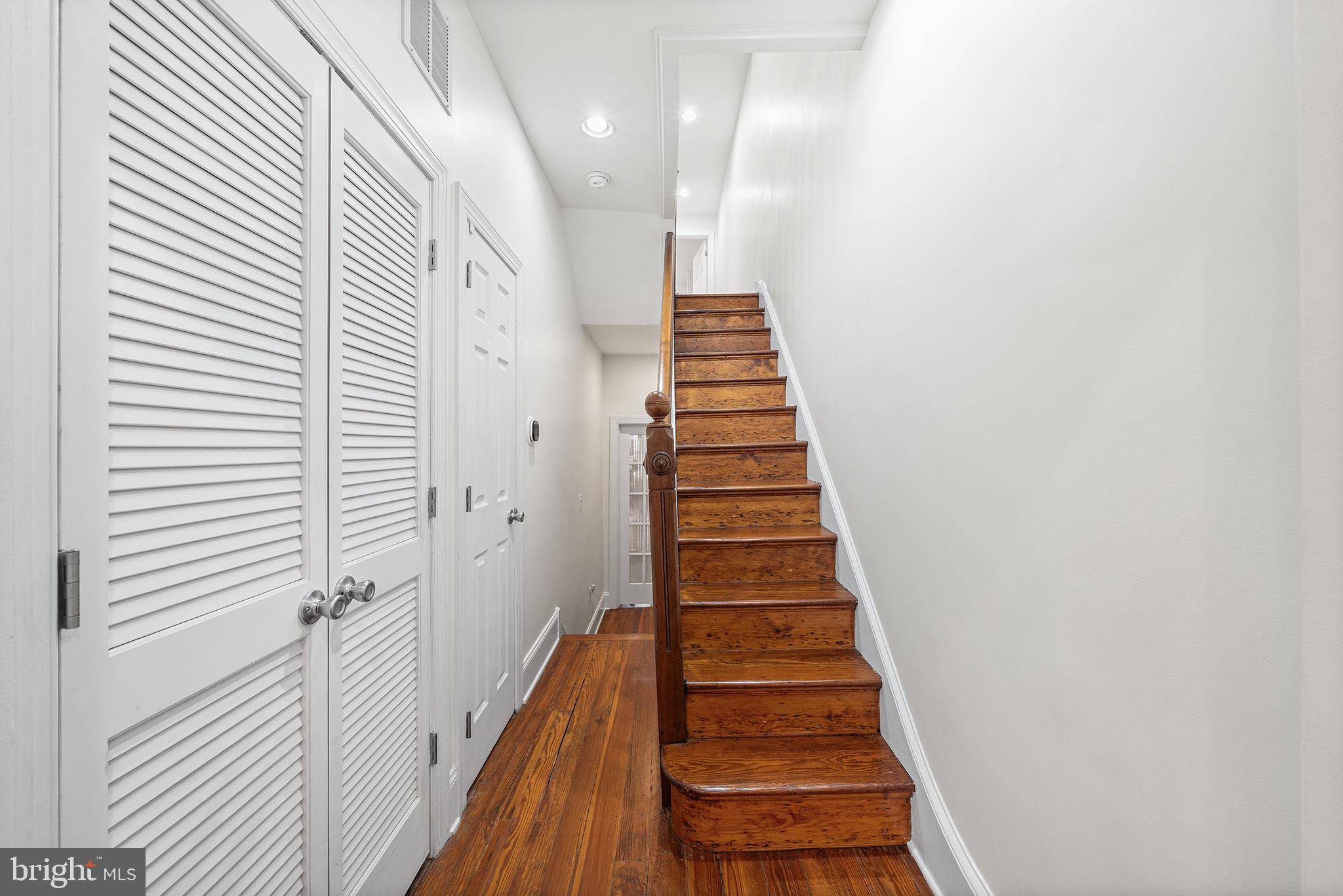 ART MUSEUM AREA - Residential