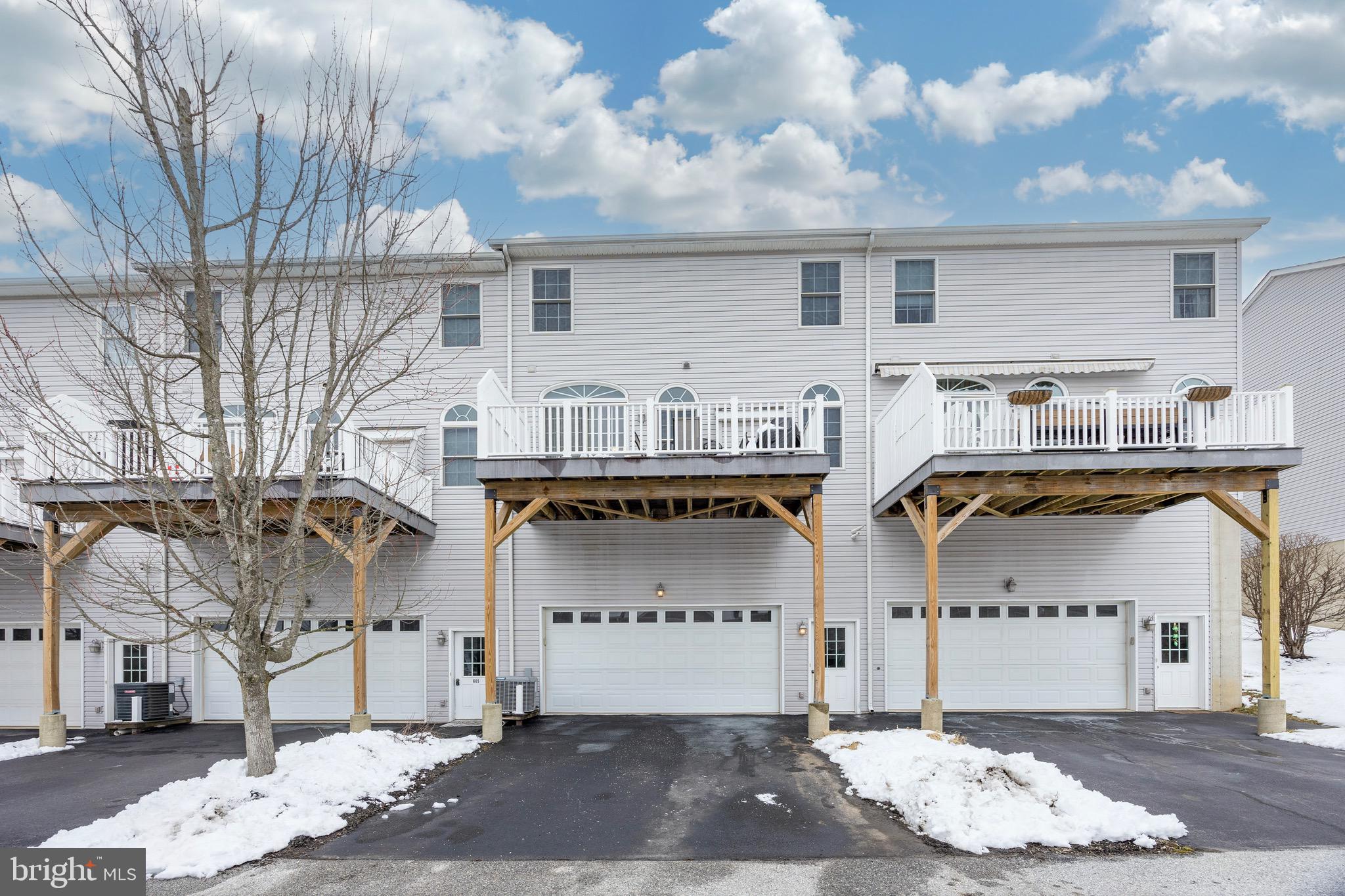 LIBERTY SQUARE - Residential