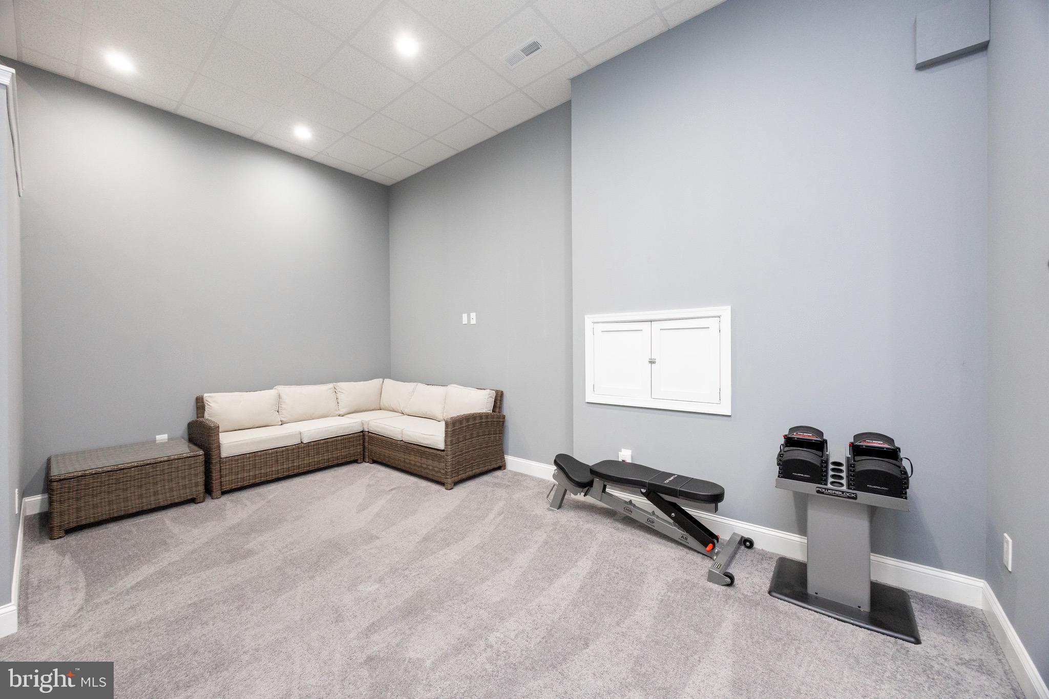 LIBERTY SQUARE - Residential