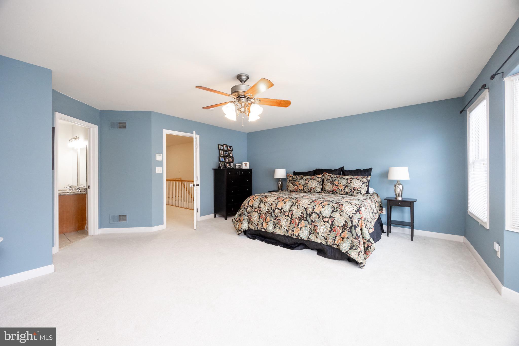 LIBERTY SQUARE - Residential