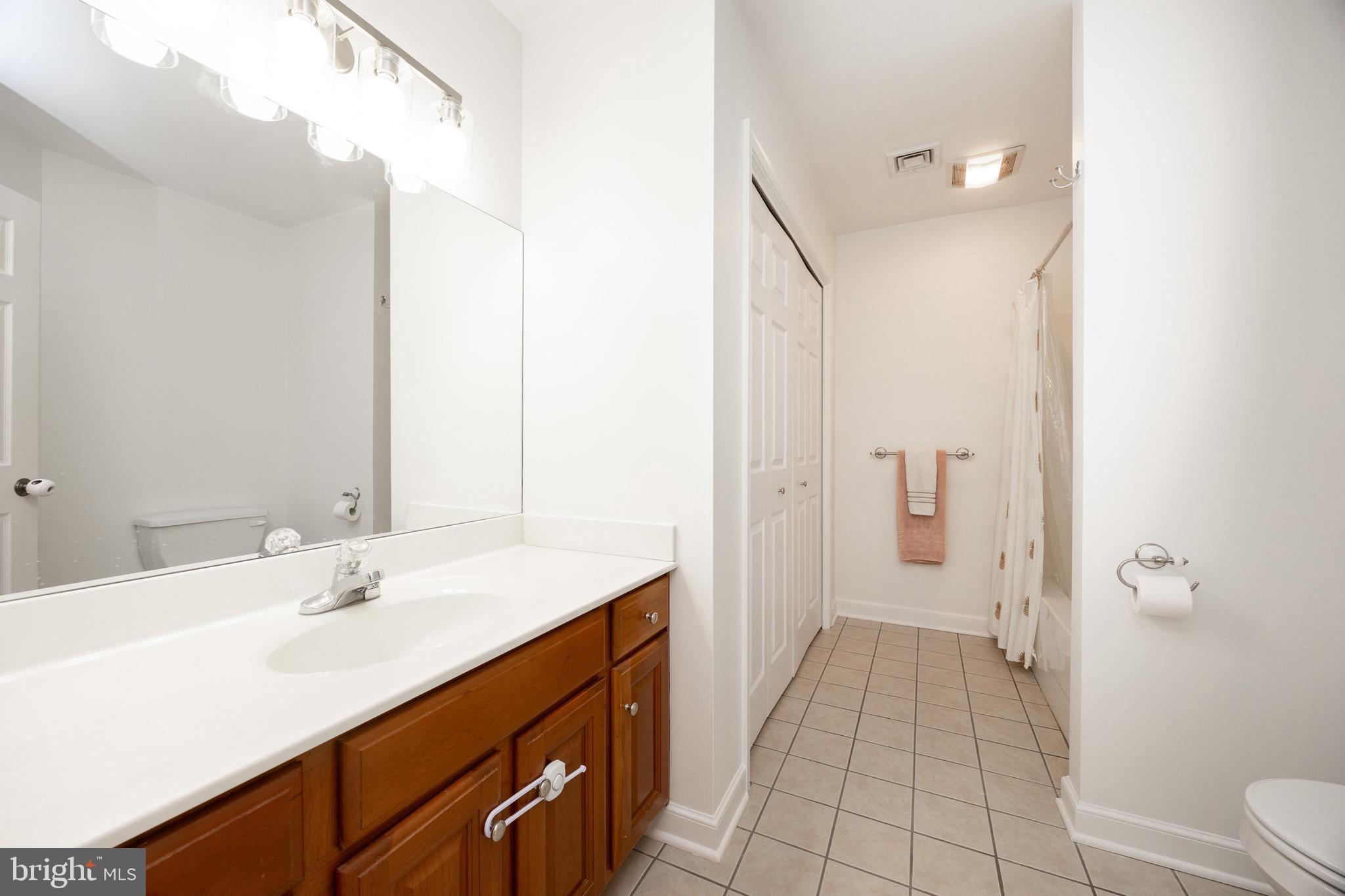 LIBERTY SQUARE - Residential