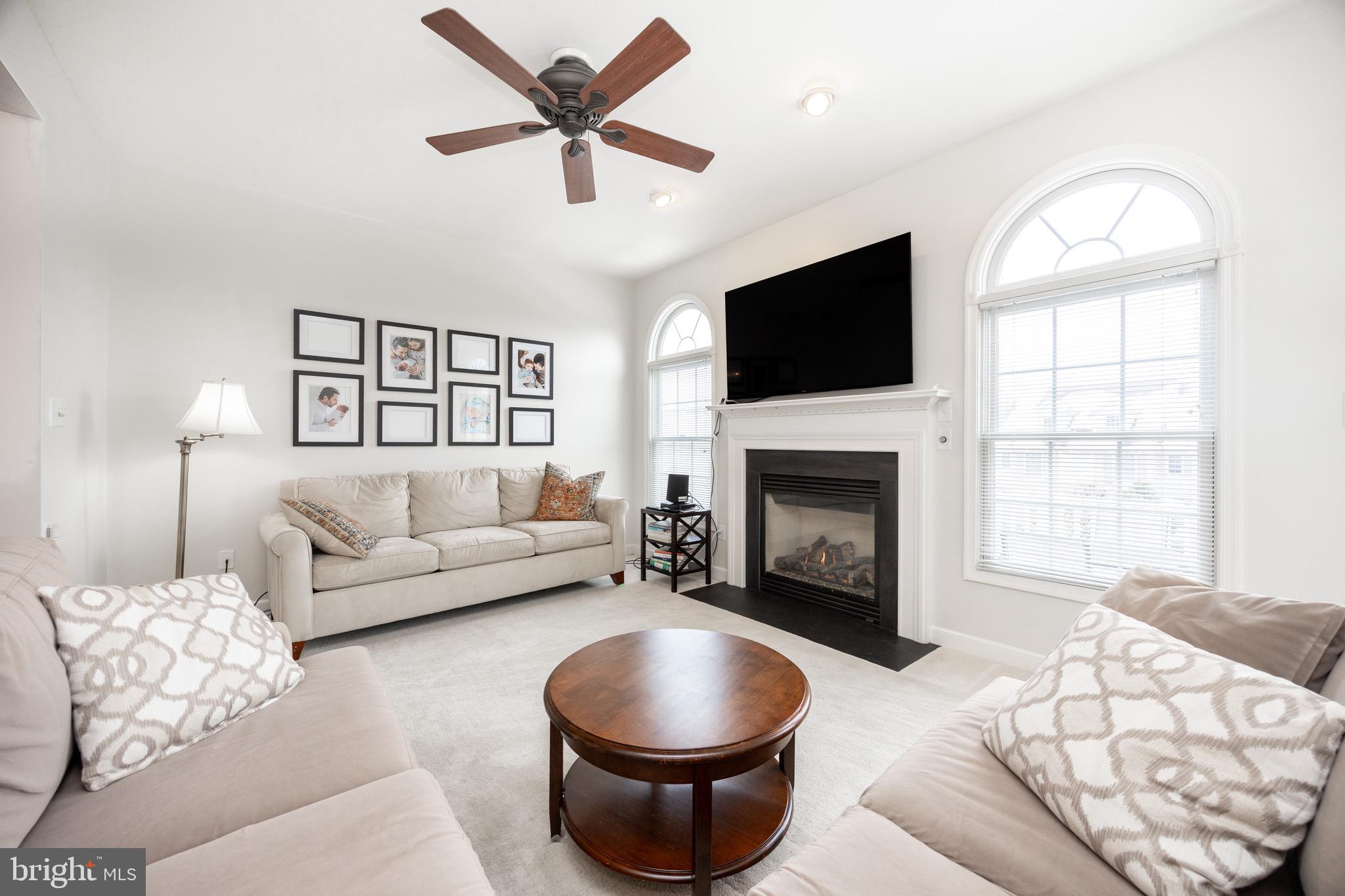 LIBERTY SQUARE - Residential