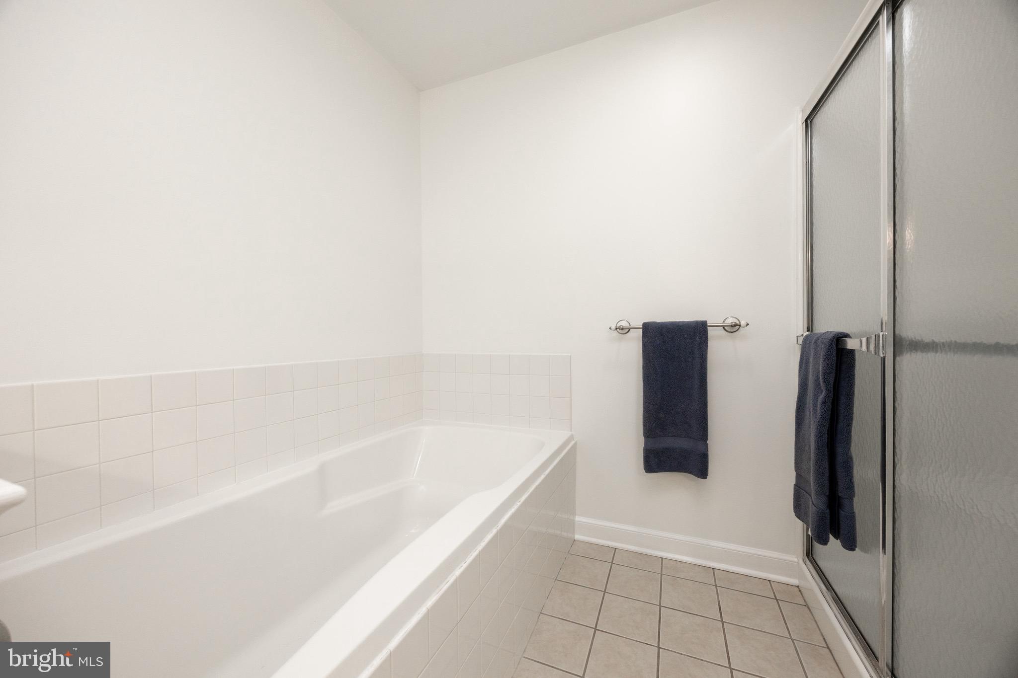 LIBERTY SQUARE - Residential