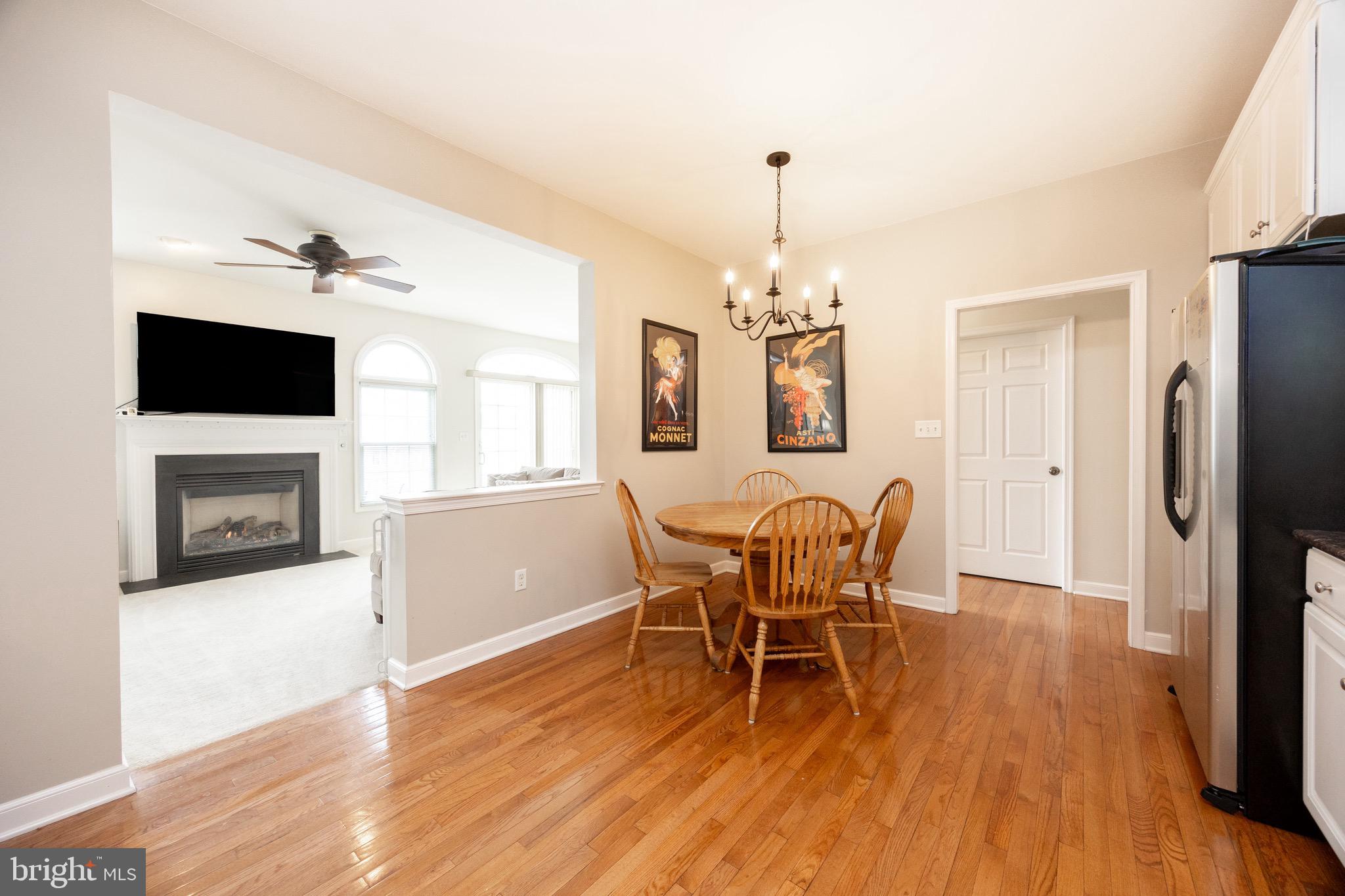 LIBERTY SQUARE - Residential