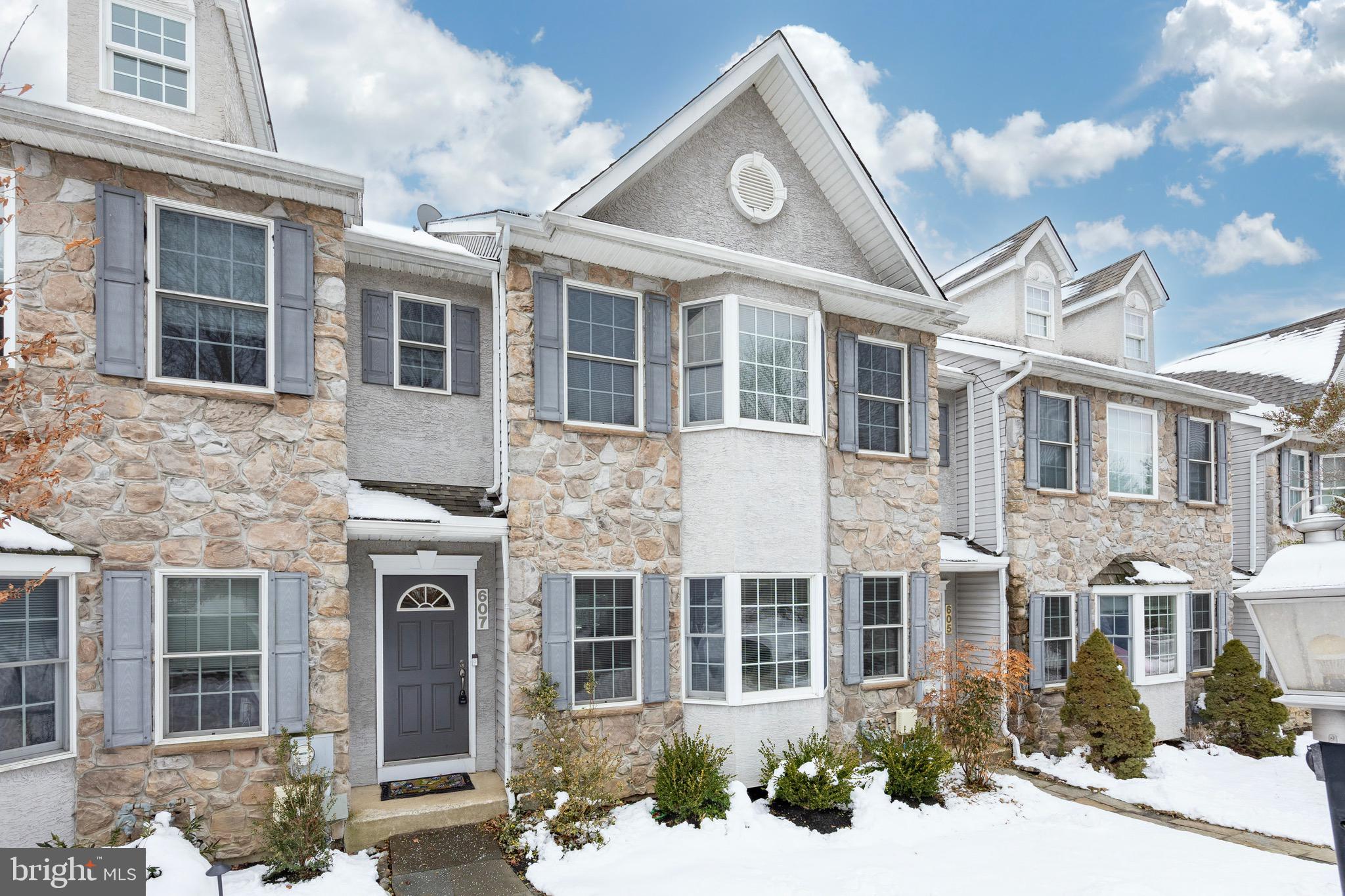 LIBERTY SQUARE - Residential